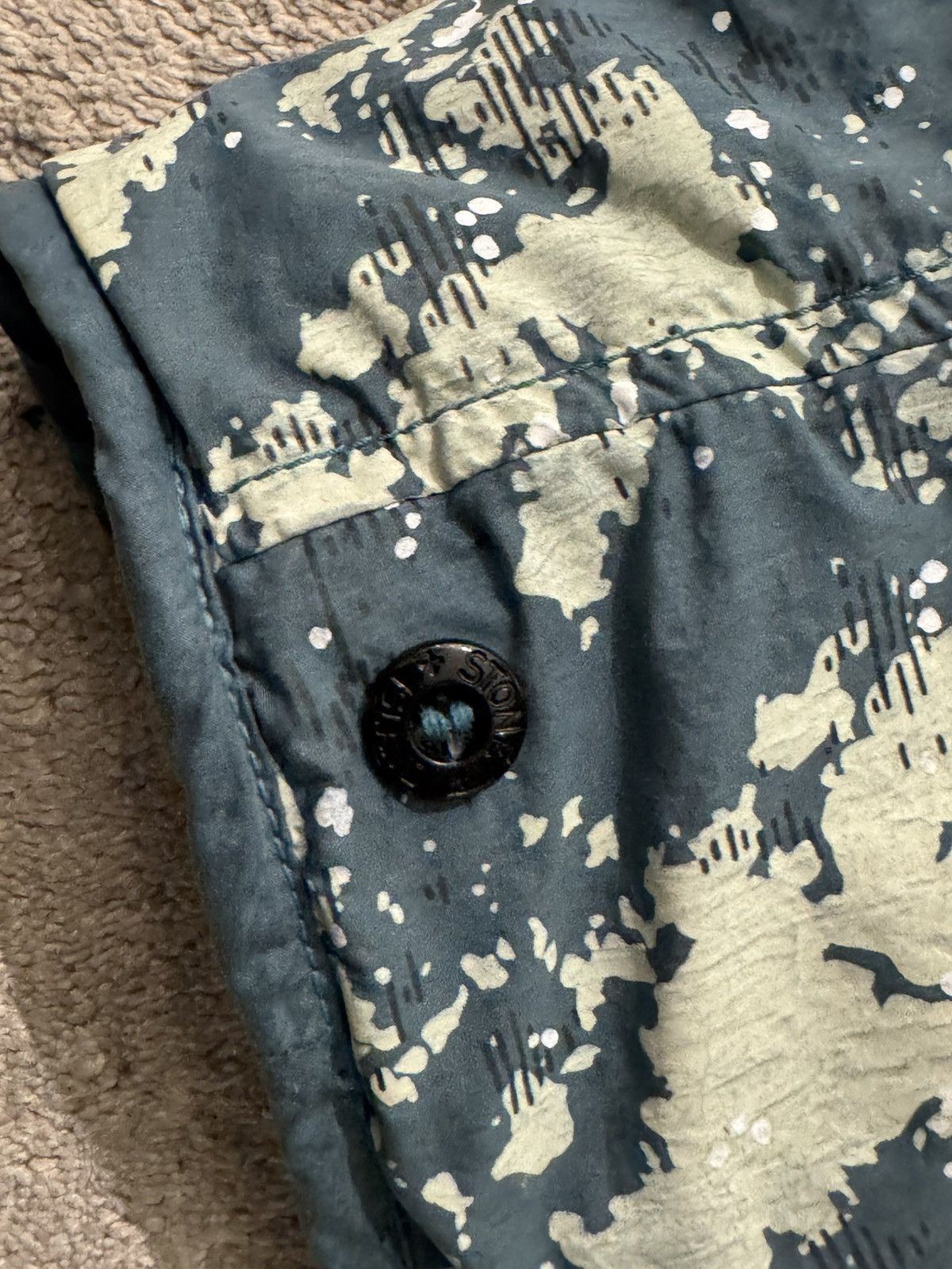 Stone Island Shadow Project Stone Island Shadow Project Camo Graphic Primaloft Jacket Size US M / EU 48-50 / 2 - 8 Thumbnail