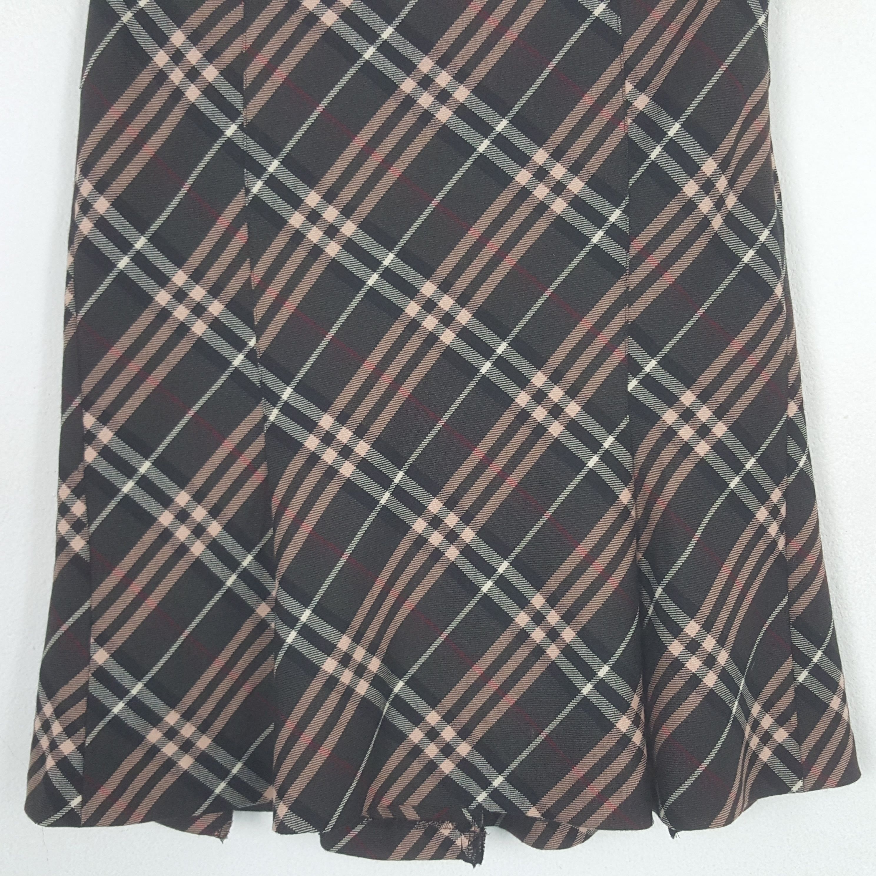 Burberry Vintage Burberry London Blue Label Nova Check Skirts Size 27" / US 4 / IT 40 - 2 Thumbnail