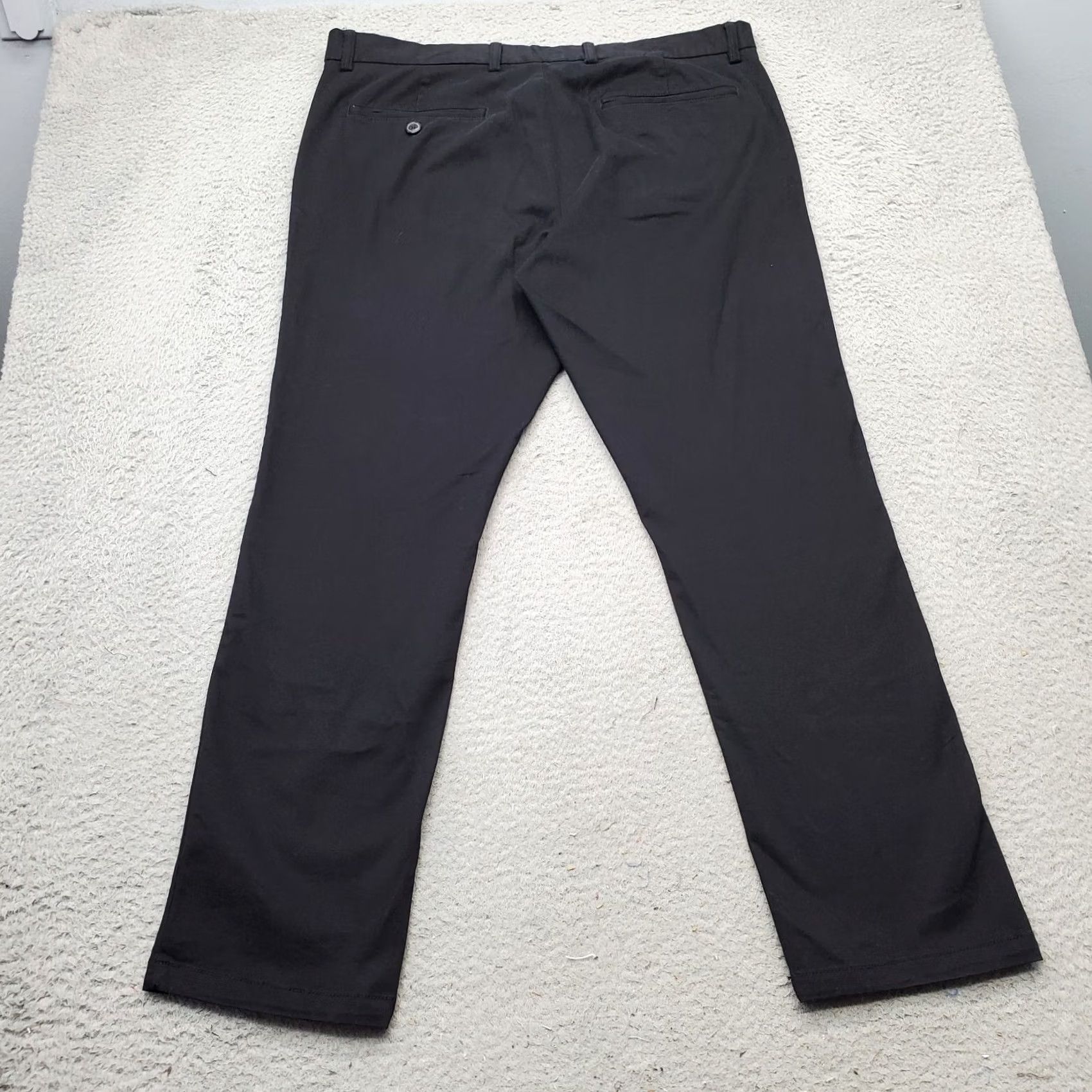 Old Navy Old Navy Chino Pants Mens Size 36/30 Black Pants Regular 36/30 Mens Boys? Size US 36 / EU 52 - 2 Thumbnail