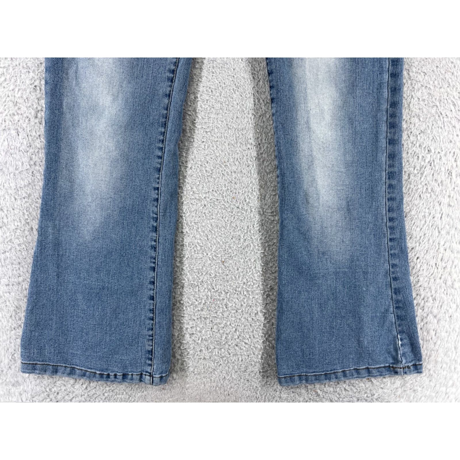 Vintage YueMu Jeans Womens 24 Blue Flared Distressed Low Rise Cotton Med Wash 24x29 Size 42" / US 20 - 4 Thumbnail