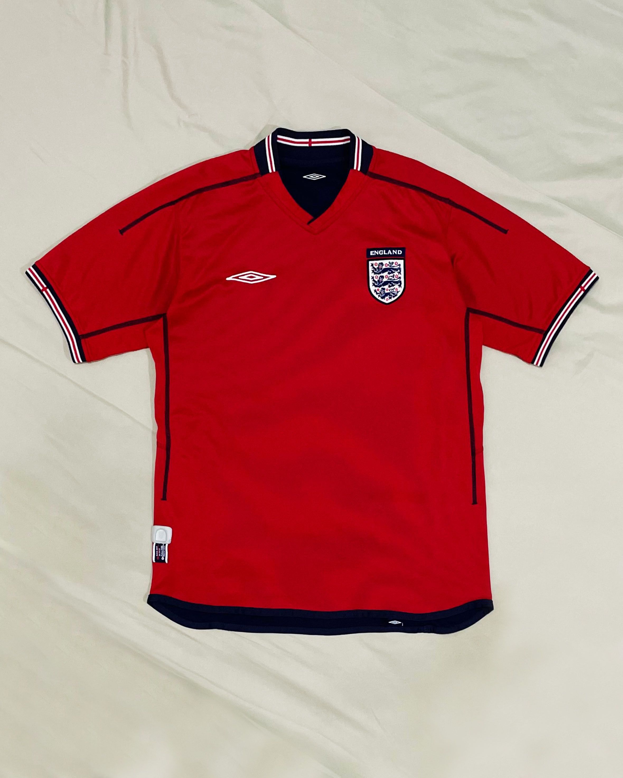 Umbro England Away Kit 2002 2003 2004 Size US M / EU 48-50 / 2 - 1 Thumbnail