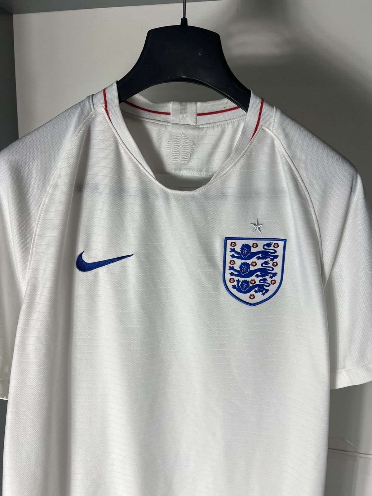 Vintage VERY RARE NIKE ENGLAND RETRO SOCCER JERSEY MANCHESTER Y2K Size US L / EU 52-54 / 3 - 3 Thumbnail