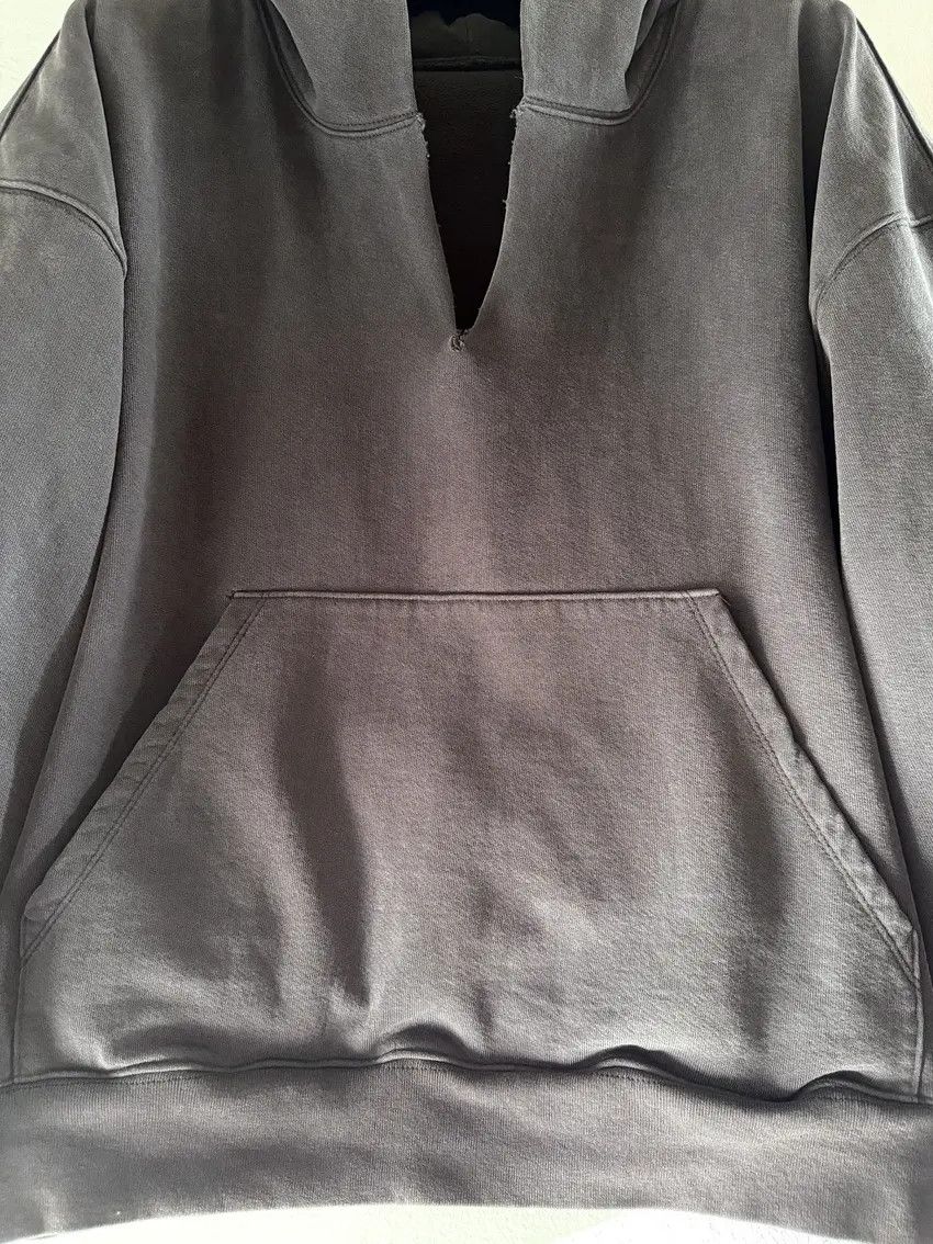 Greg Ross Yeezy Sample Made for Kanye Greg Ross V Neck Padded Hoodie Size US XL / EU 56 / 4 - 7 Thumbnail