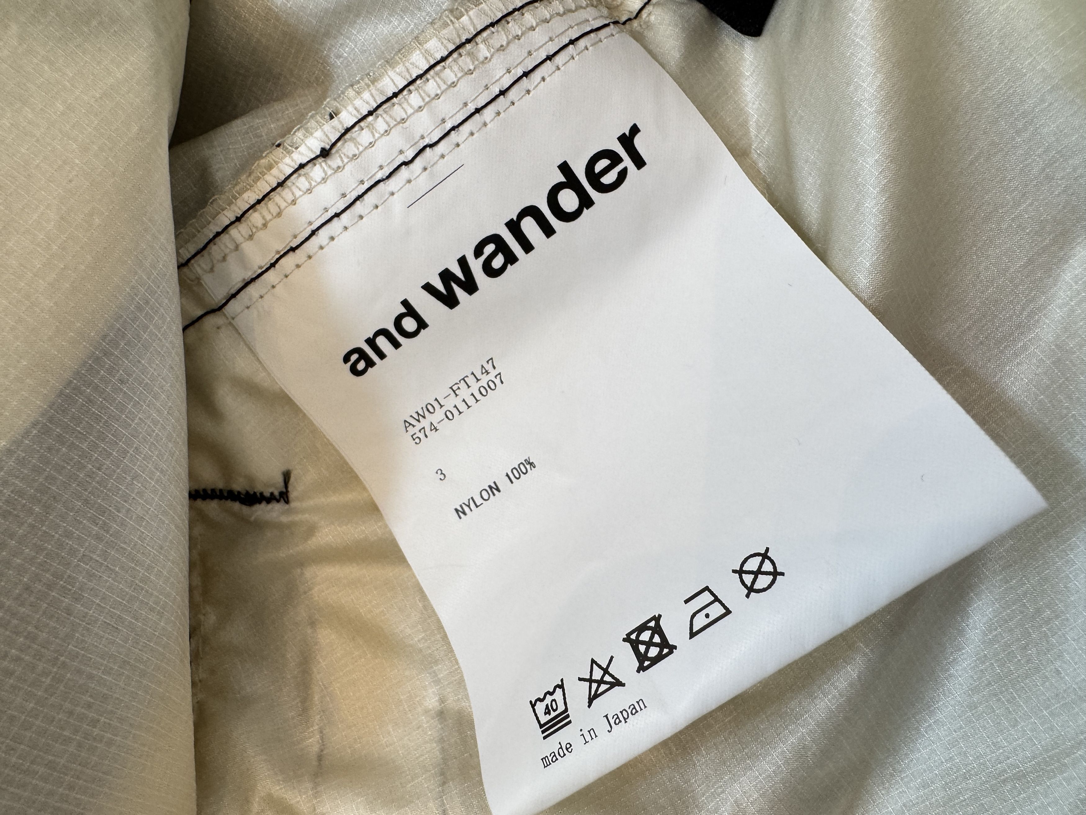 And Wander × Barbour Barbour and wander Pertex Windbreaker Shell Packable Cream Size US L / EU 52-54 / 3 - 7 Thumbnail