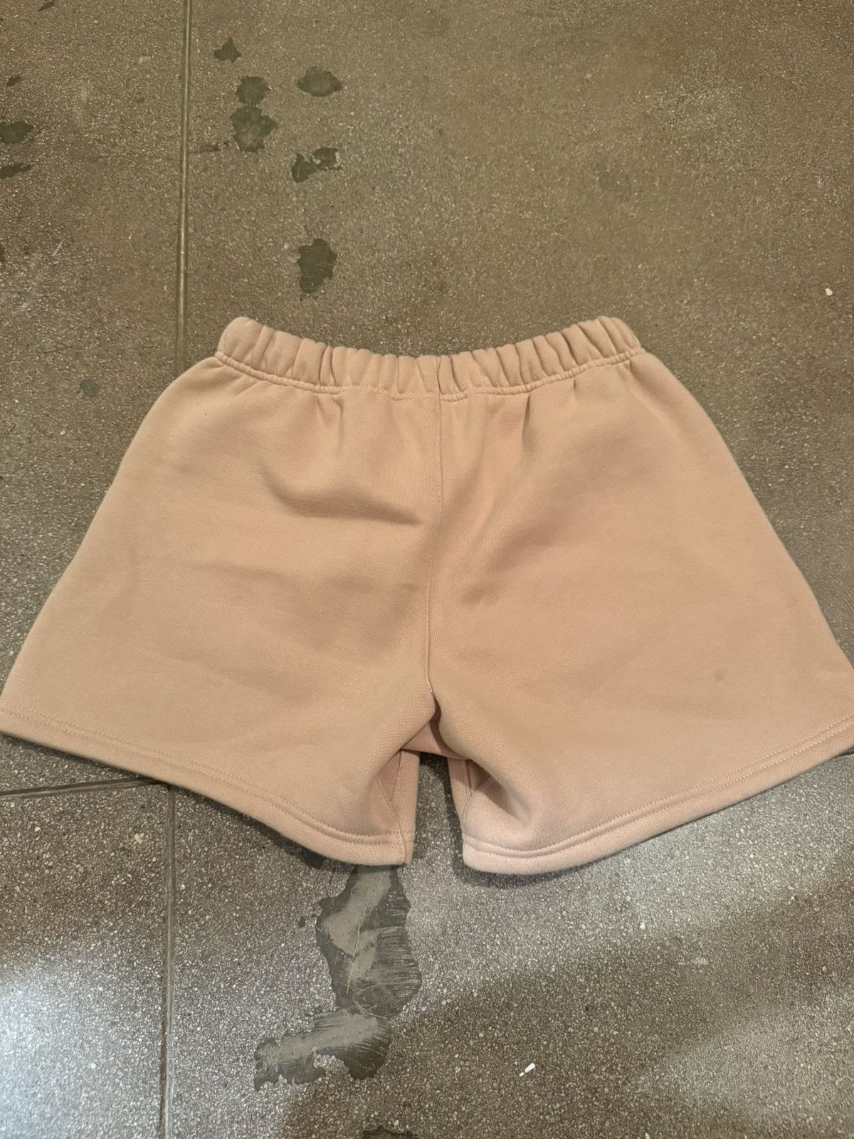 Fear of God Essentials Fear of God Shorts Size 32" / US 10 / IT 46 - 2 Thumbnail