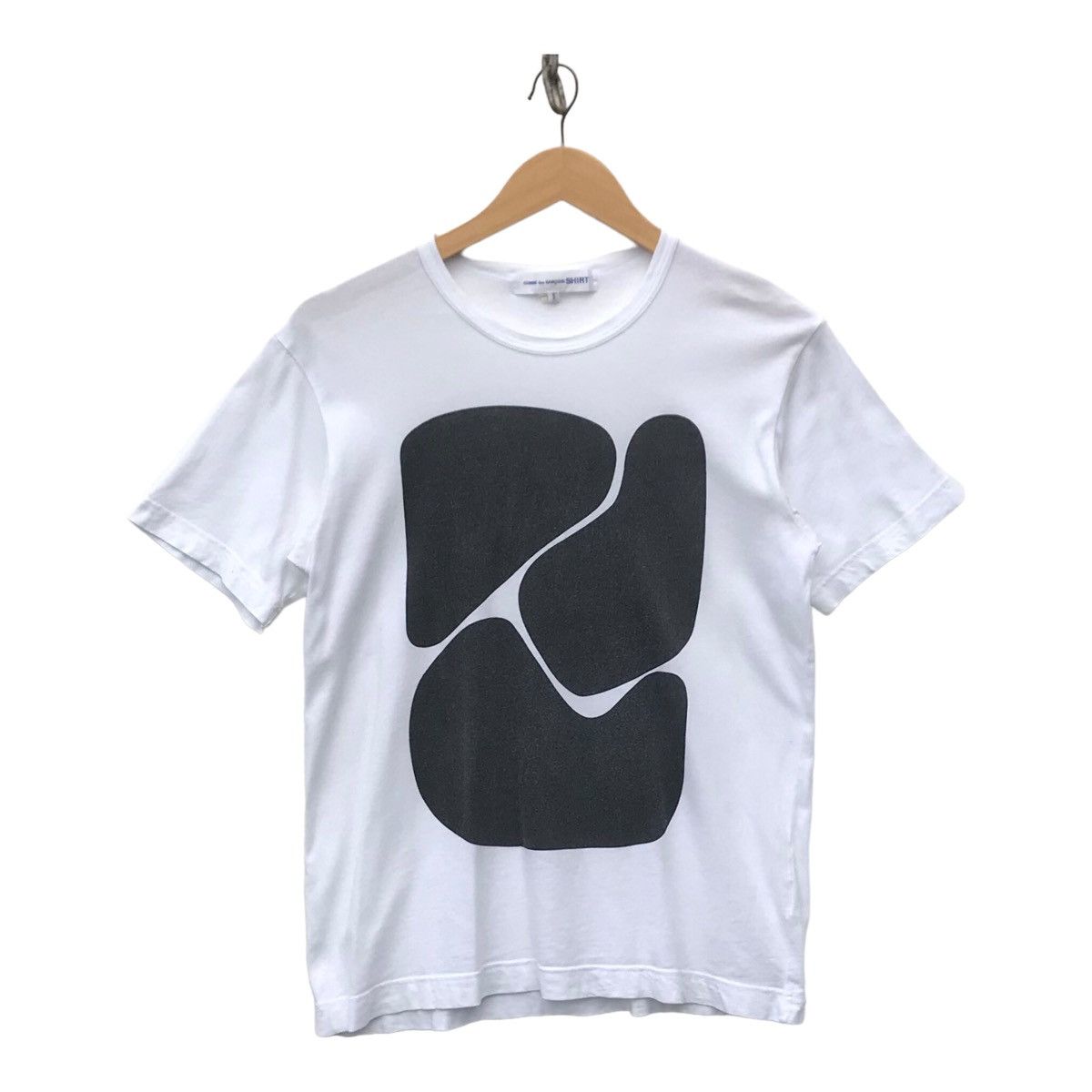 Comme des Garcons Comme Des Garcons “Wear Your Freedom” White T