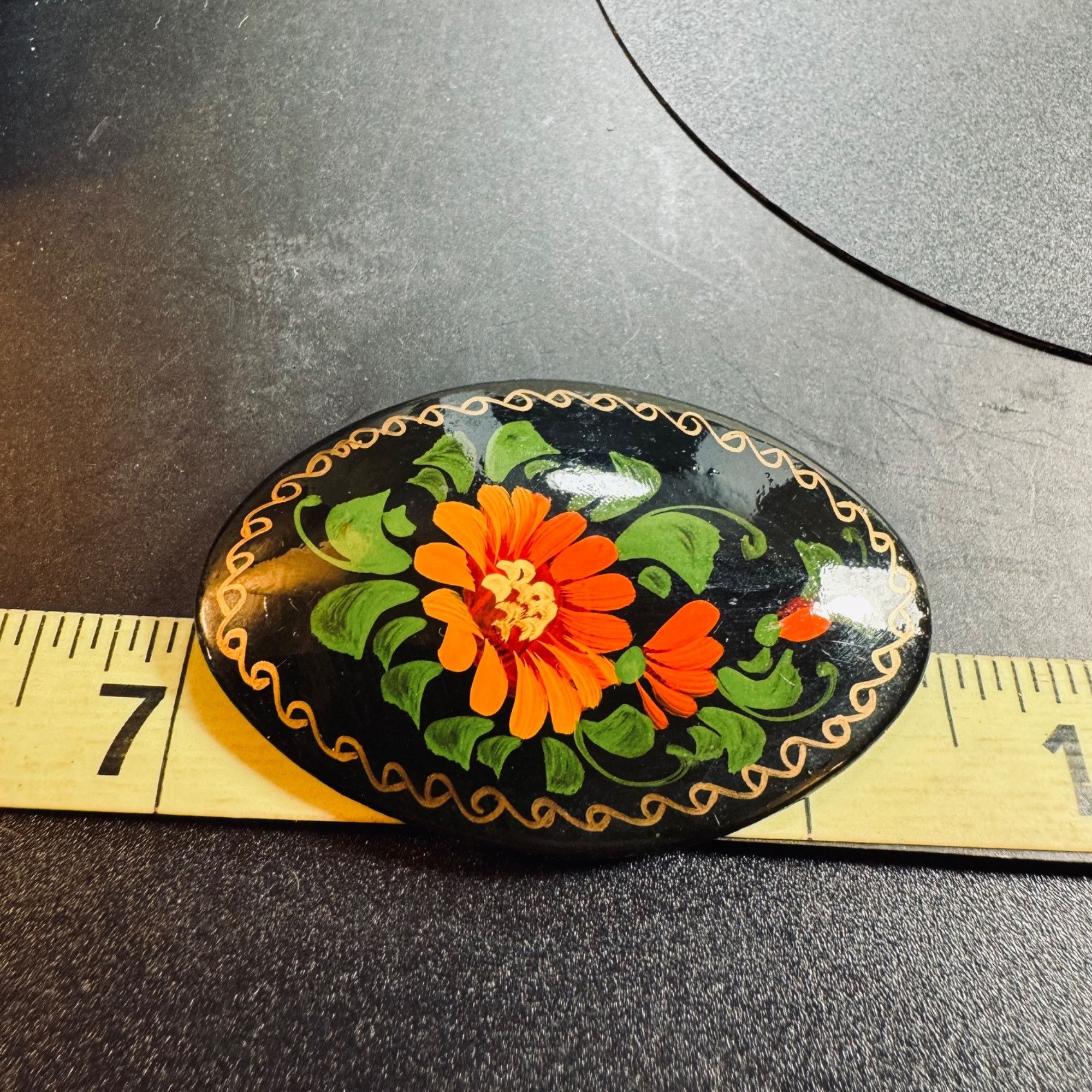 Other Antique Hand Painted Flower Design Floral Wooden Brooch Size Size ONE SIZE - 5 Thumbnail