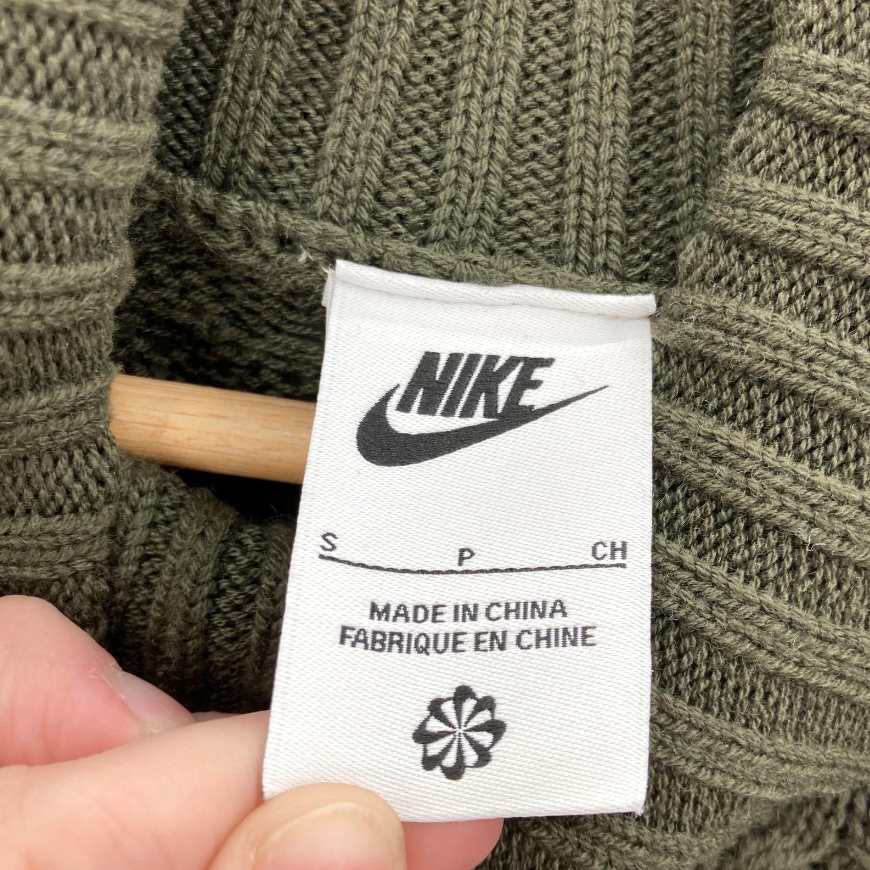Nike Nike Sweater Mens Small Turtleneck Cable Knit Wool Blend Pullover Center Swoosh Size US S / EU 44-46 / 1 - 4 Thumbnail