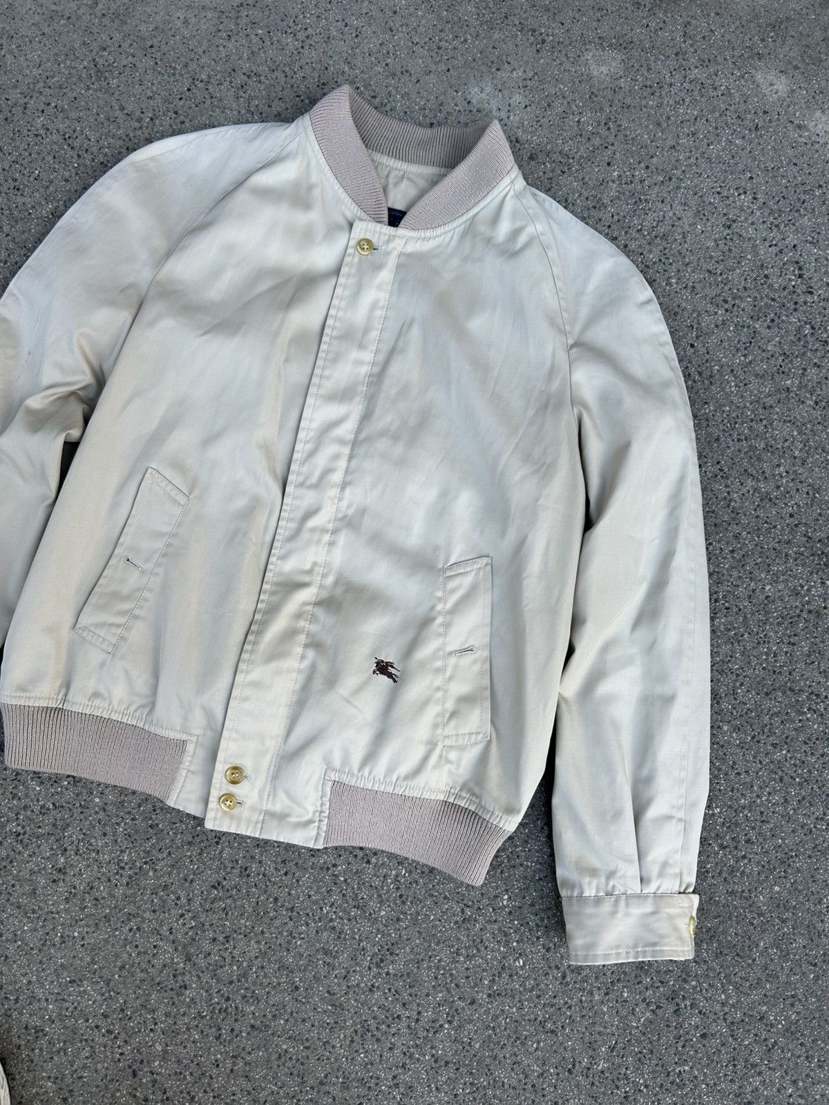 Burberry Vintage Burberry’s beige Jacket with small logo streetwear Size US M / EU 48-50 / 2 - 3 Thumbnail