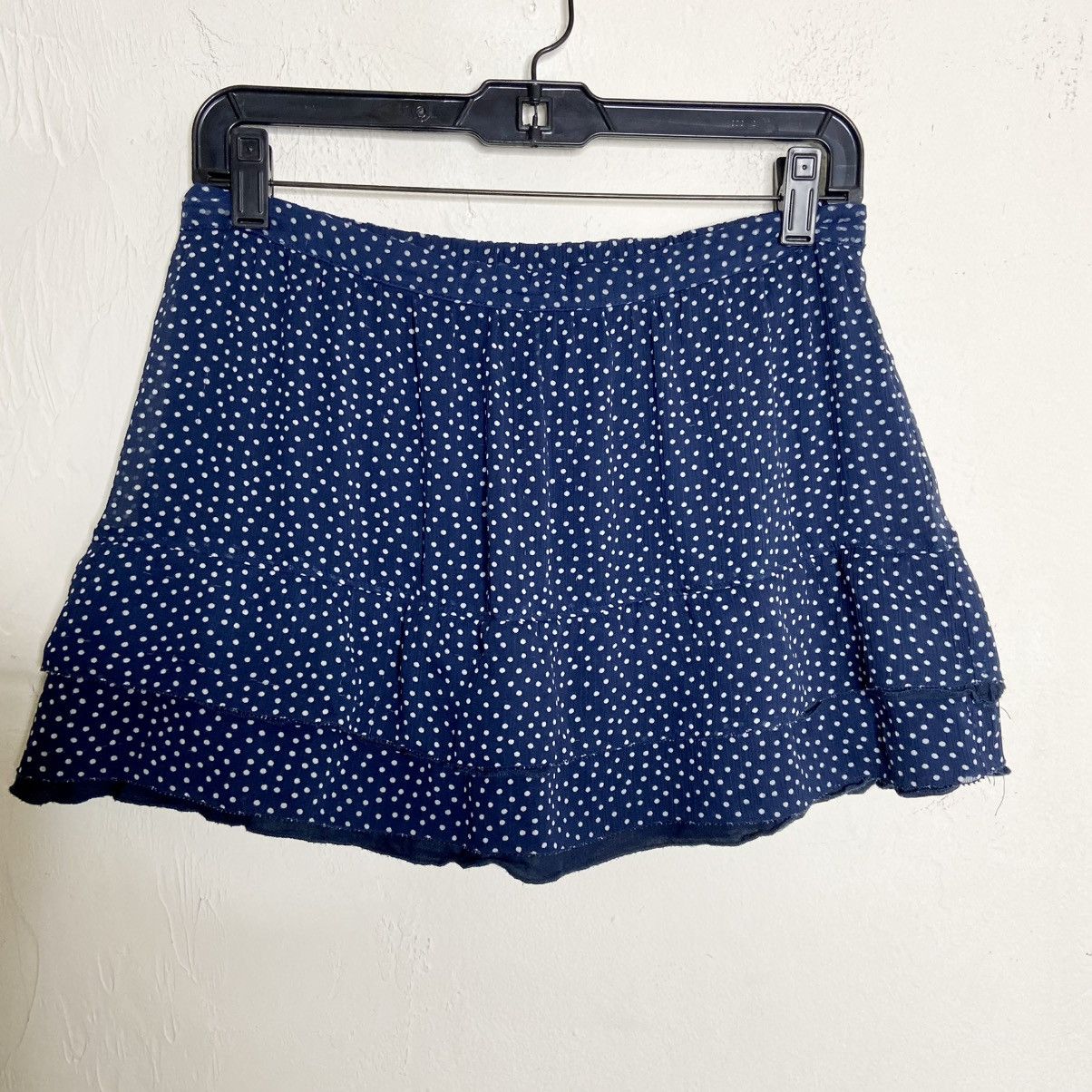 Abercrombie & Fitch Abercrombie & Fitch Navy & White Polka Dot Mini Skirt | Sm Size 27" / US 4 / IT 40 - 3 Thumbnail