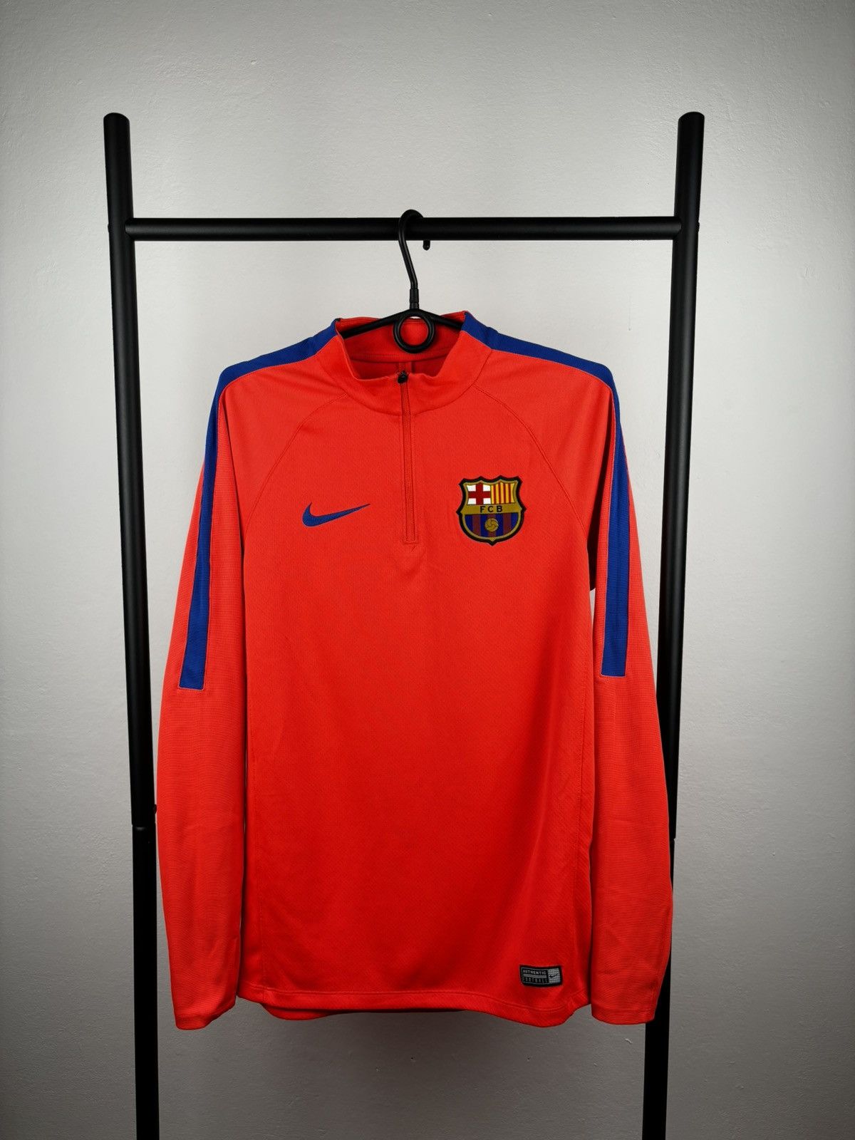 Nike Nike x F.C Barcelona 2016 long sleeve jersey size S Size US S / EU 44-46 / 1 - 1 Thumbnail