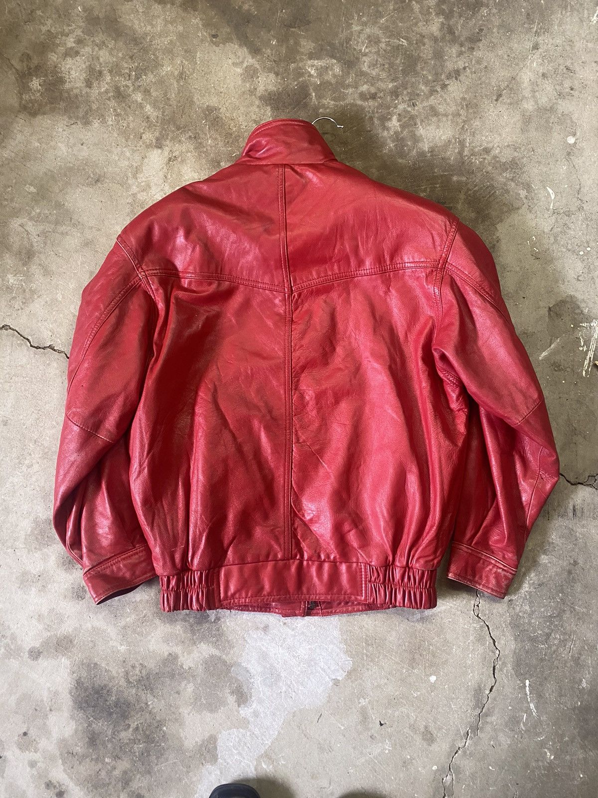 Other Red leather bomber jacket paired with free Burberry scarf Size M / US 6-8 / IT 42-44 - 2 Thumbnail