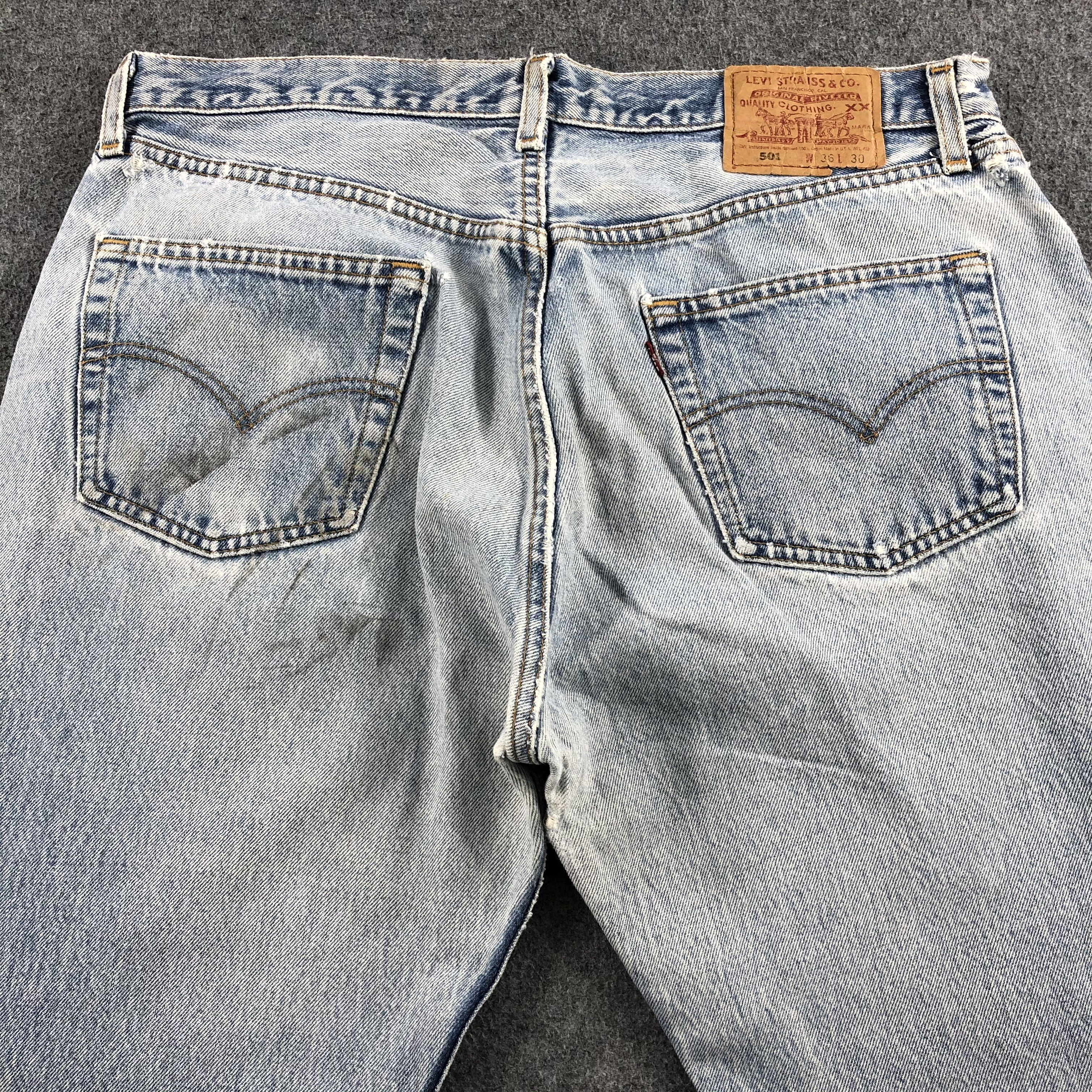 Levi's 90s Vintage Light Wash Levis 501 Jeans-J1501 Size US 35 - 4 Thumbnail