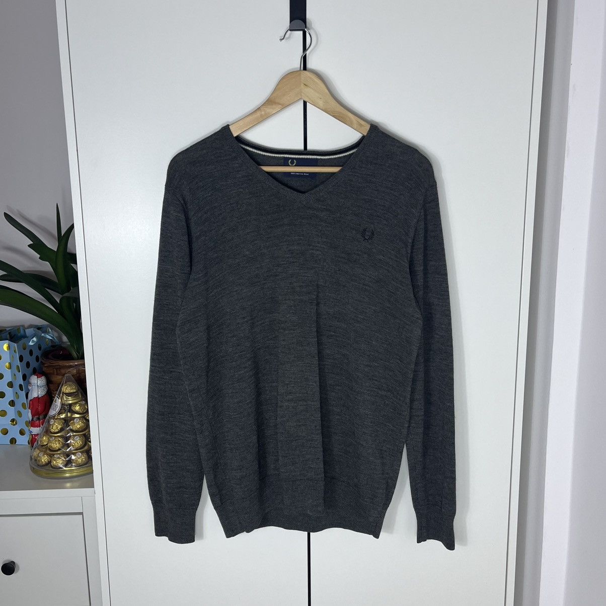Fred Perry Fred Perry Grey Wool Sweater V-Neck Streetwear Y2K Designer Size US M / EU 48-50 / 2 - 1 Thumbnail