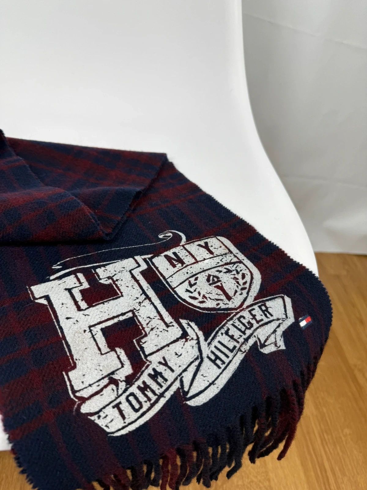 Tommy Hilfiger Tommy Hilfiger Printed Scarf Plaid Wool Size ONE SIZE - 3 Thumbnail