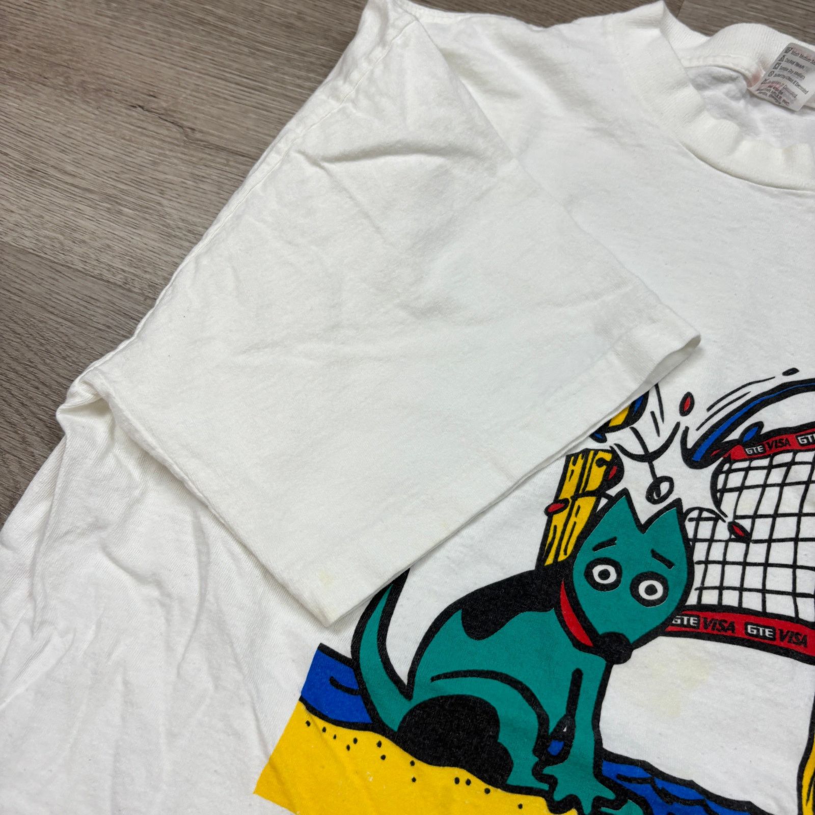 Vintage Vintage 90s GTE Visa Volleyball Dog Pop Art T Shirt Men's XL Size US XL / EU 56 / 4 - 6 Thumbnail