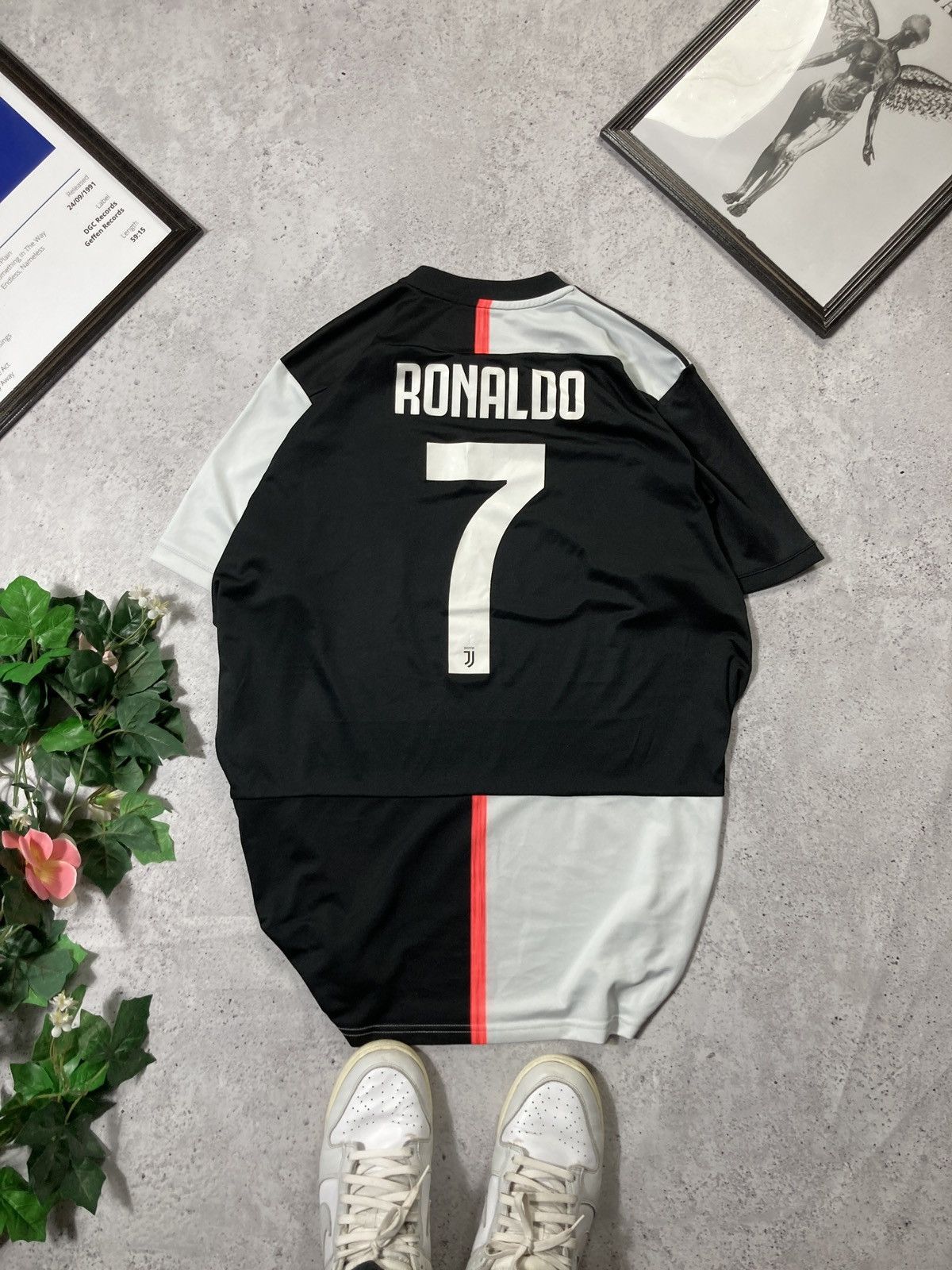 Adidas Cristiano Ronaldo Official Adidas Juventus Jersey 2019-2020 Size US XXL / EU 58 / 5 - 4 Thumbnail