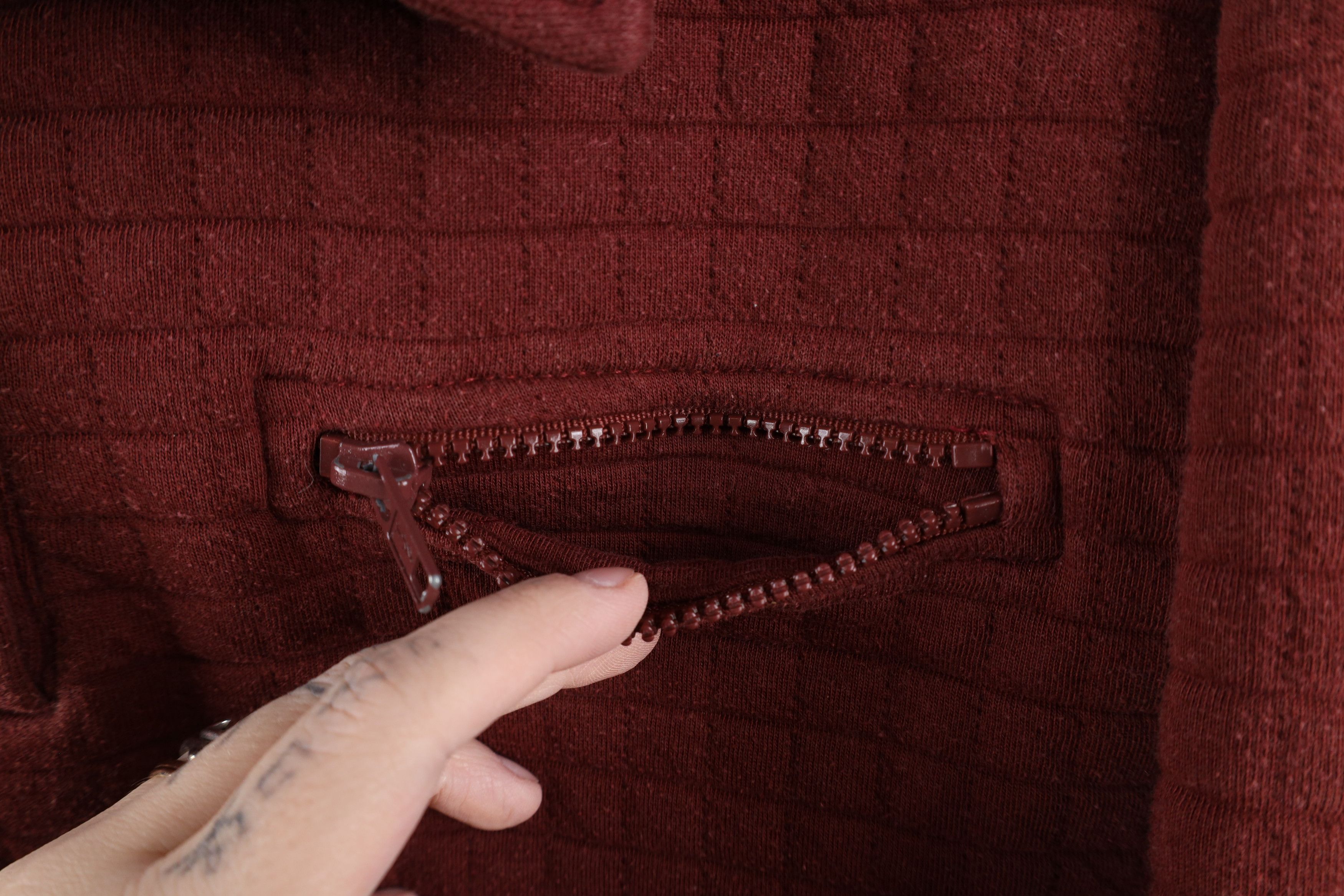 Vintage Vintage 90s Streetwear Henley Collared Sweatshirt Red Size L / US 10 / IT 46 - 4 Thumbnail
