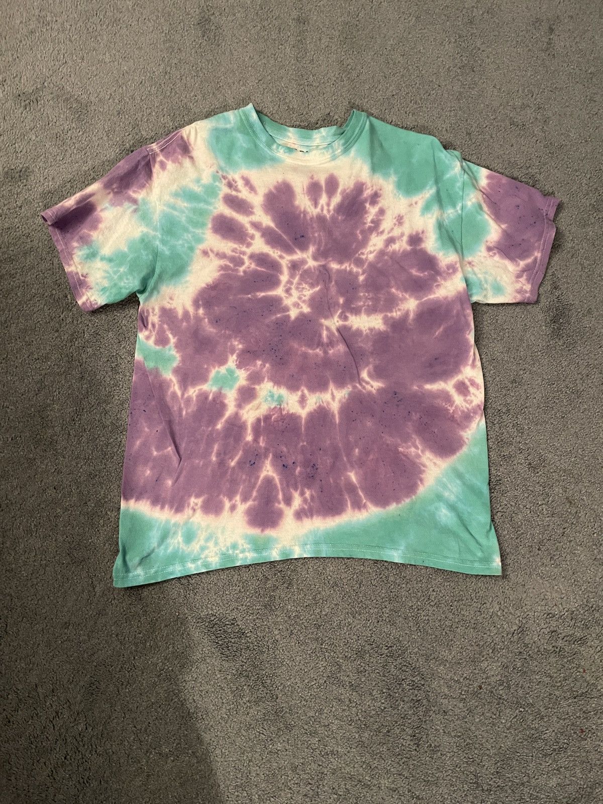 Vintage Assorted Tie-Dye Tee Shirts Size US L / EU 52-54 / 3 - 5 Thumbnail
