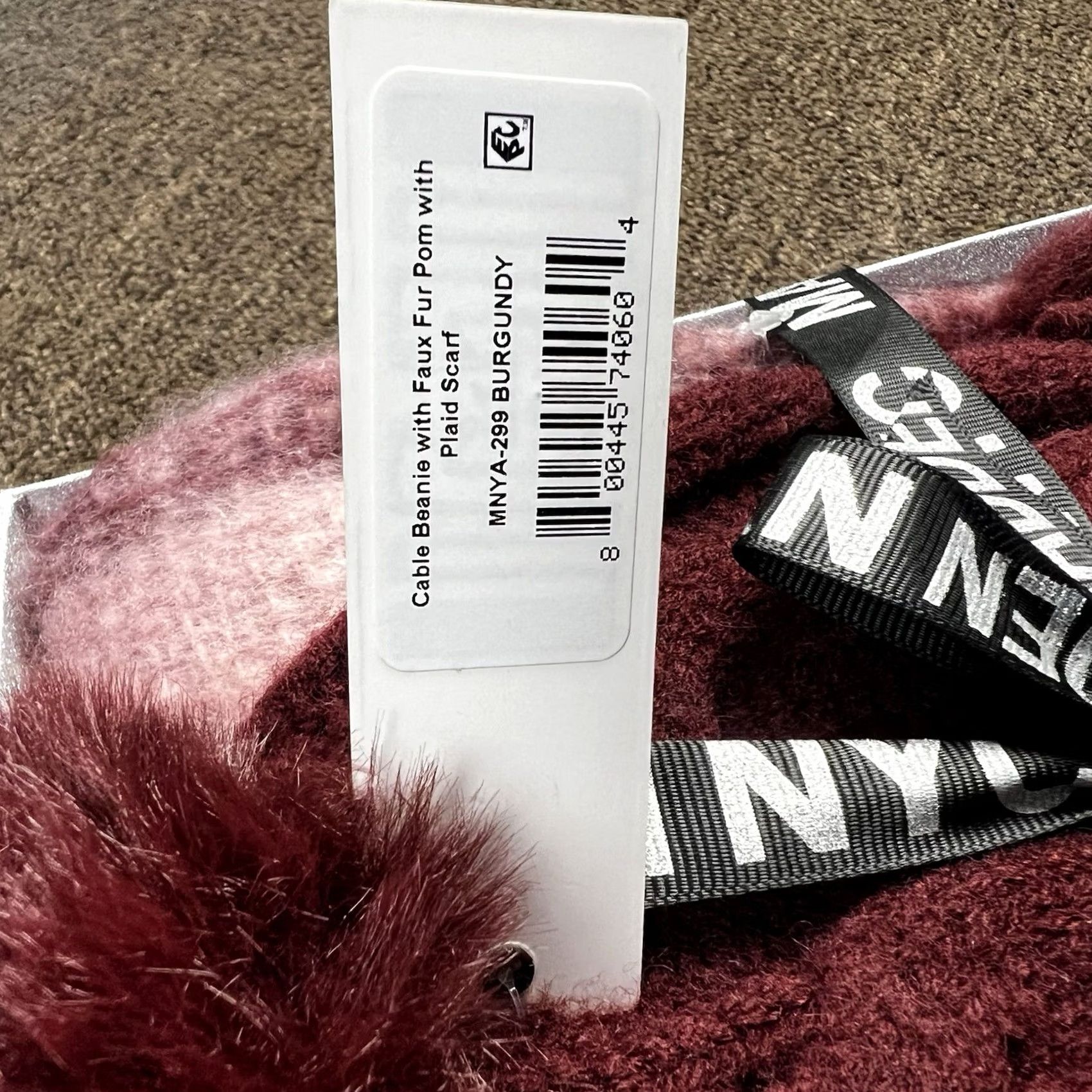 Vintage Madden NYC Beanie Hat & Scarf Gift Set Burgundy & Plaid One-size Womens Winter Accessories Set Size ONE SIZE - 6 Thumbnail