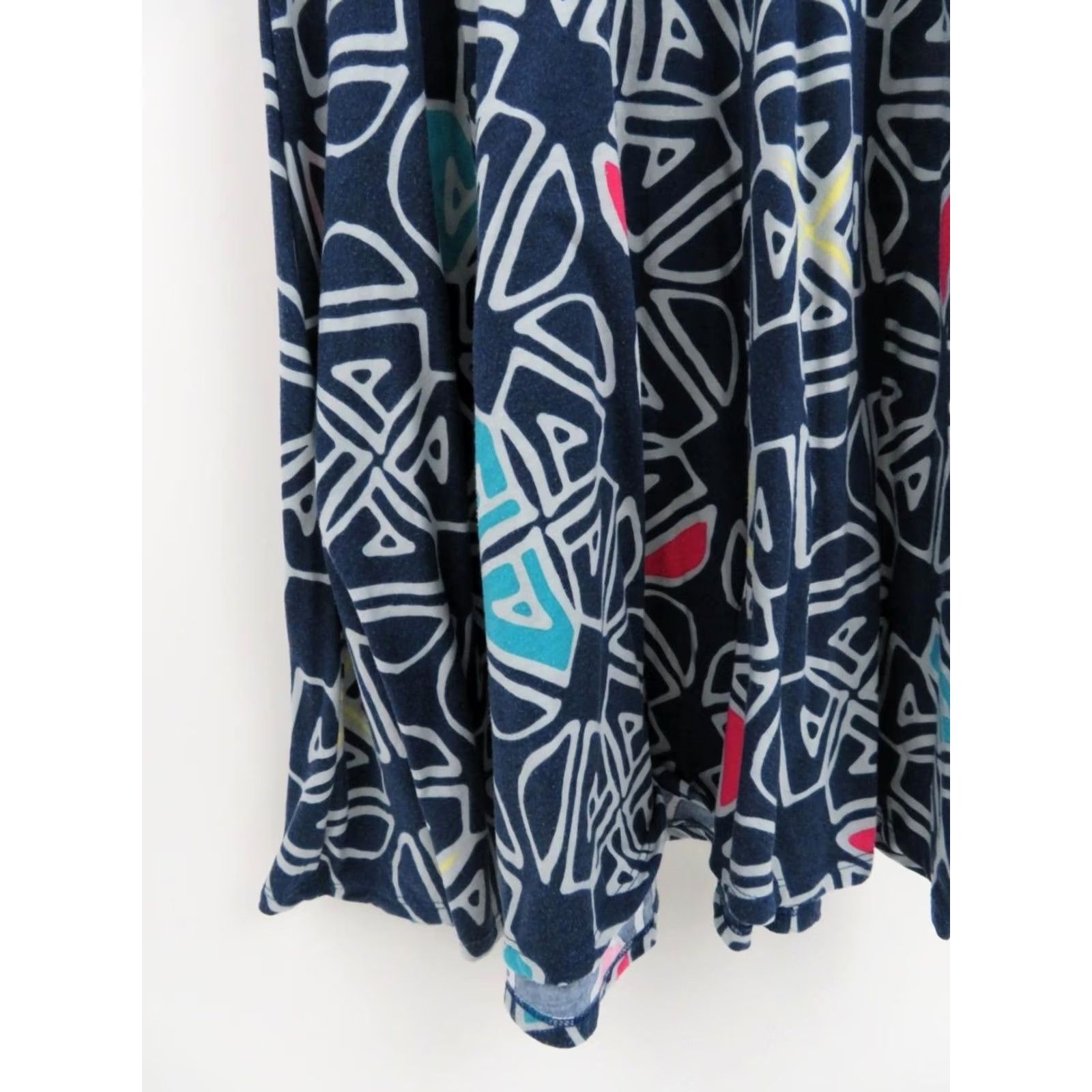 Vintage VINTAGE LuLaRoe Nicole Dress XS Tribal Aztec Blue Gray Fit & Flare Dress Sleeve 3/4, Knee Length, Stretch, A-Line Womens Size XS / US 0-2 / IT 36-38 - 3 Thumbnail