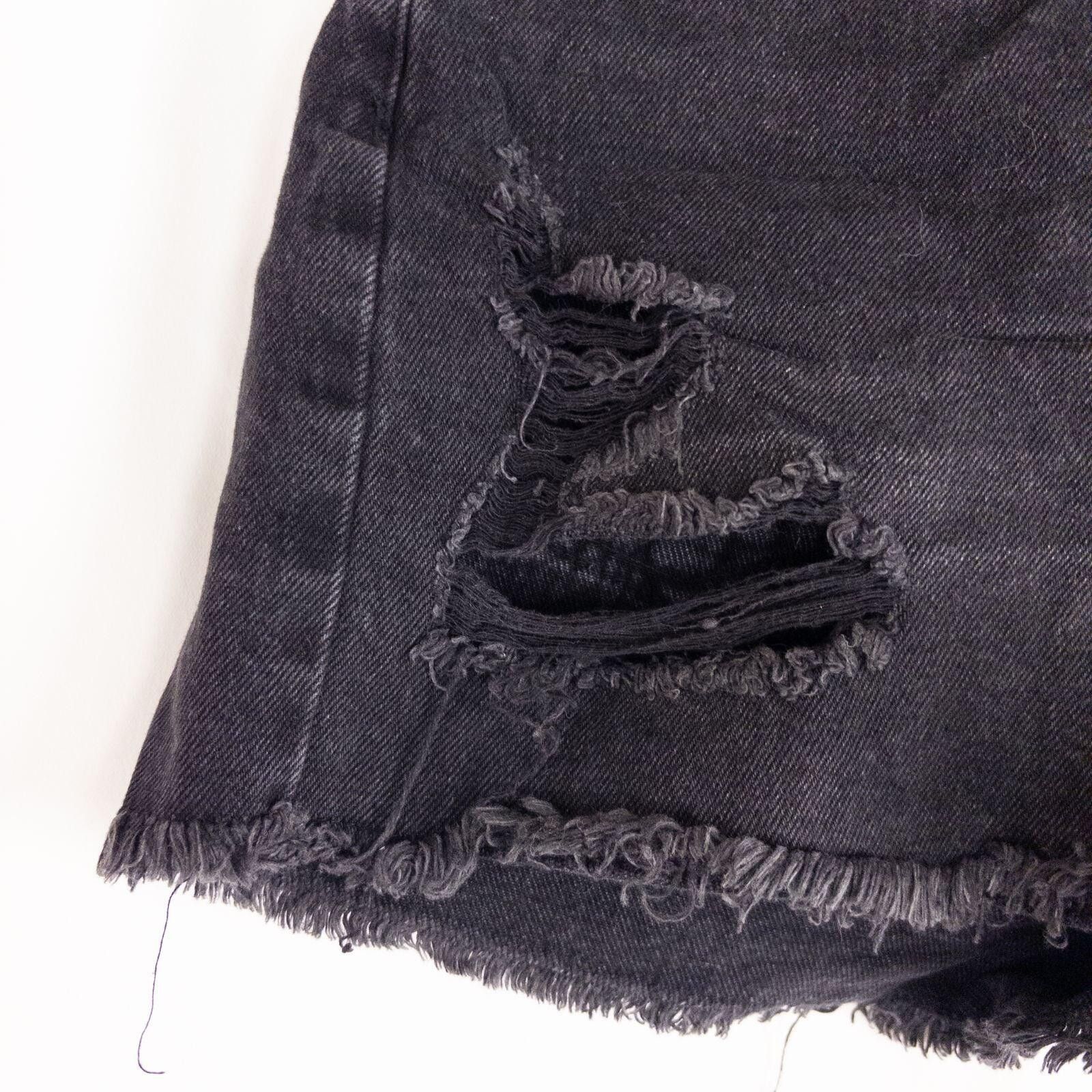 Other Wild Fable Black Solid Shorts Womens 6 Small Size 28" / US 6 / IT 42 - 6 Thumbnail