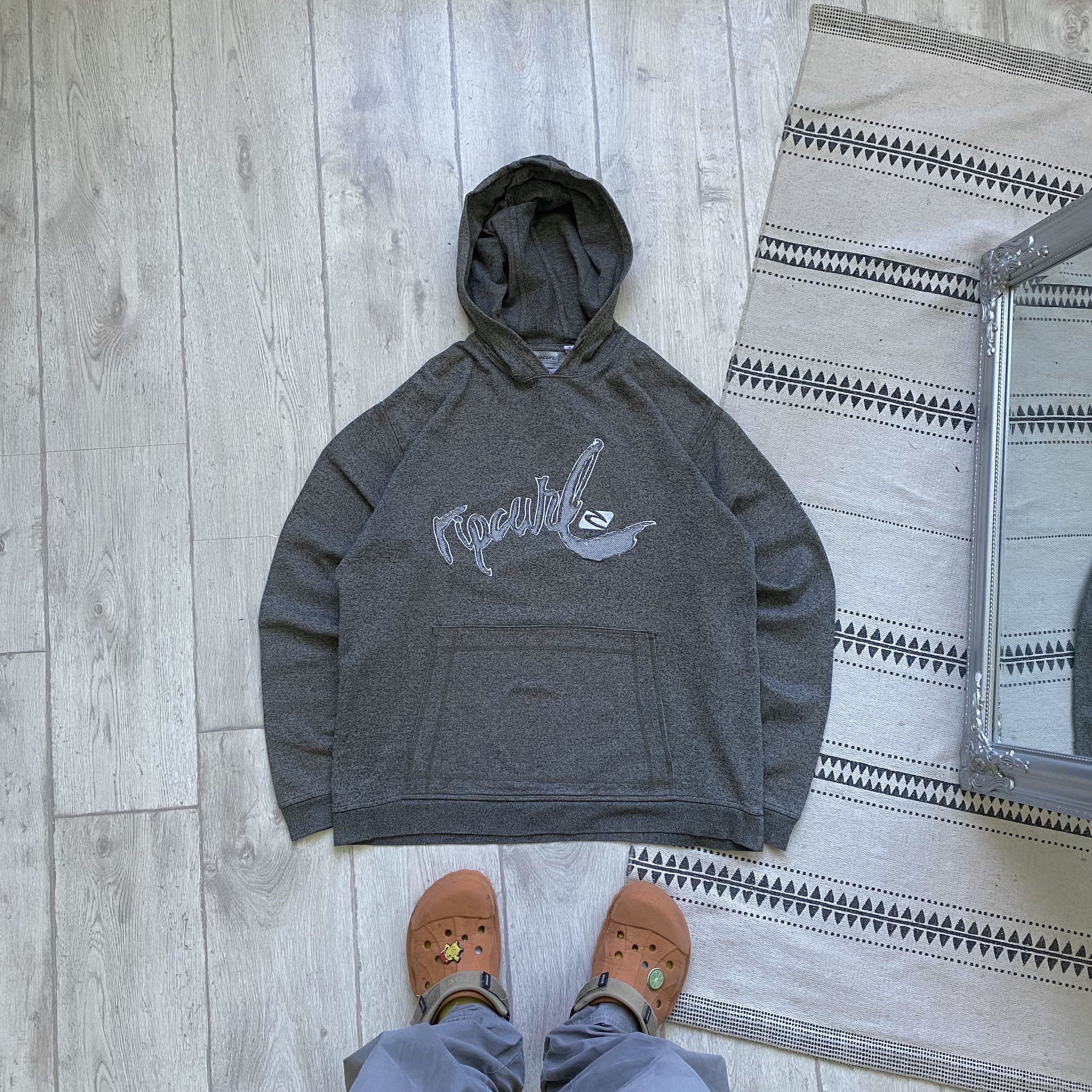 Rip Curl 🏄🏼‍♂️ Vintage Rip Curl hoodie Y2K surf style Distressed Size US S / EU 44-46 / 1 - 1 Thumbnail