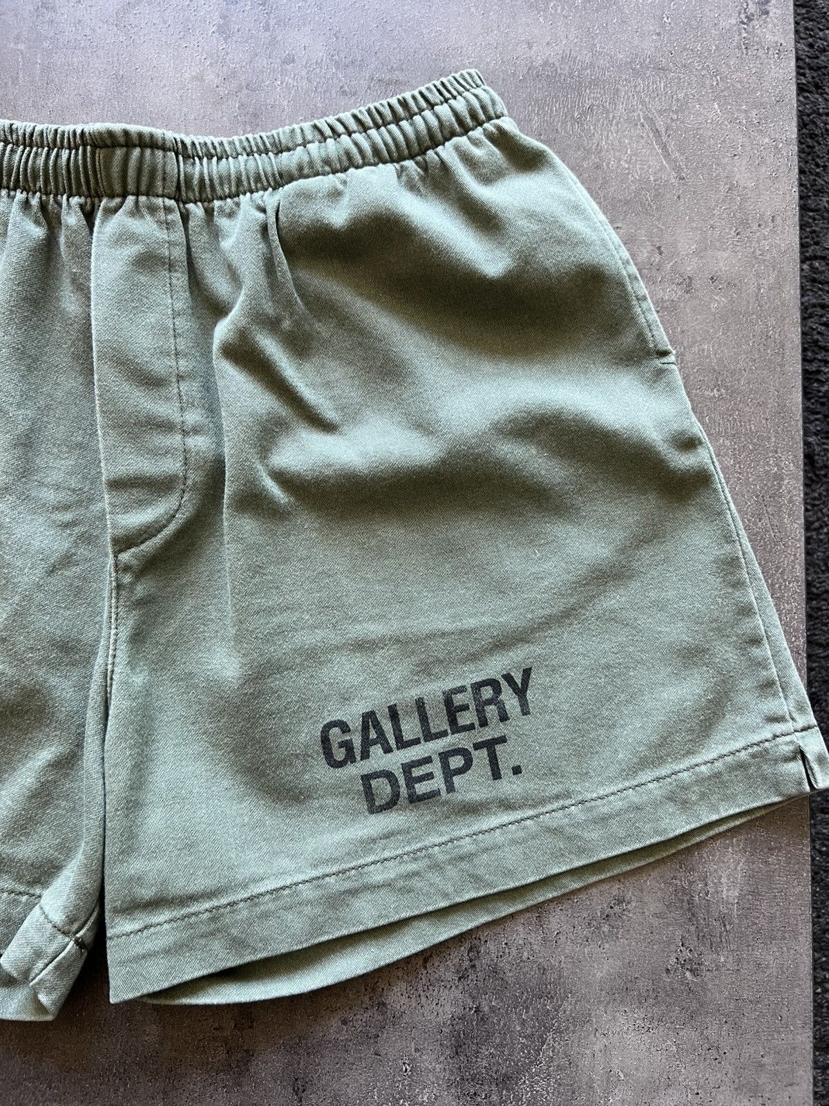 Gallery Dept. Zuma Shorts O. G. Edition sz. L Size US 34 / EU 50 - 2 Thumbnail