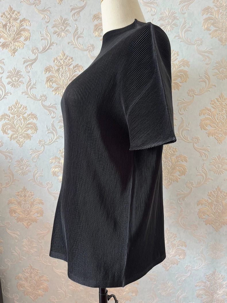 Issey Miyake Issey Miyake size:3 Black pleated short sleeves Size XS / US 0-2 / IT 36-38 - 3 Thumbnail