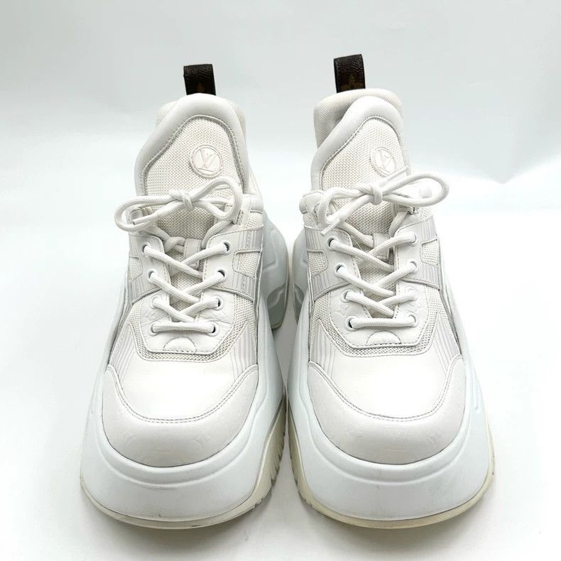 Louis Vuitton Louis Vuitton Archlight 2.0 embossed full-print platform d Size US 9.5 / IT 39.5 - 3 Thumbnail