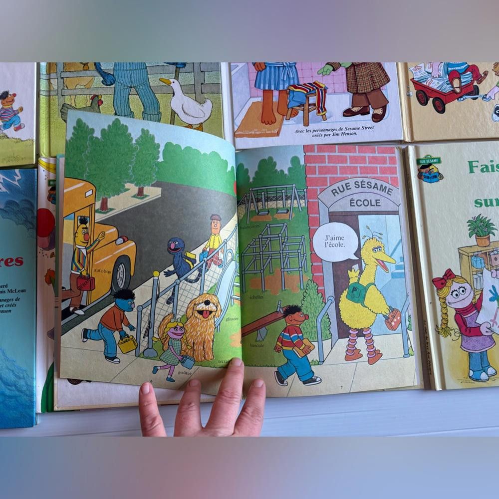 Designer 11 Vintage 1984 Books Club Du Livre Rue Sésame/Sesame Street Size ONE SIZE - 8 Thumbnail