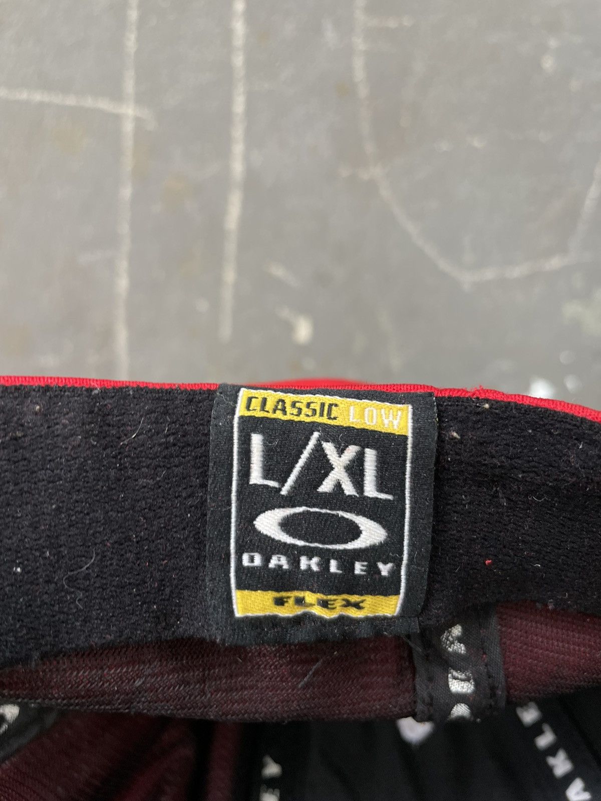 Japanese Brand × Oakley × Vintage Vintage Oakley 90’s Hat Cap Logo Y2K Distressed RARE Size ONE SIZE - 11 Thumbnail