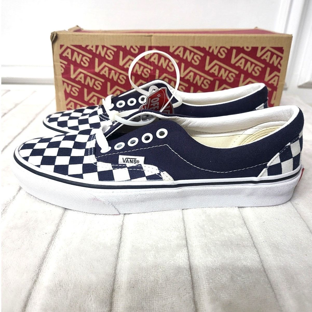 Vans Vans Era Navy Checkerboard Unisex Canvas Low Top W 8, M 6.5 Size US 8 / IT 38 - 4 Thumbnail