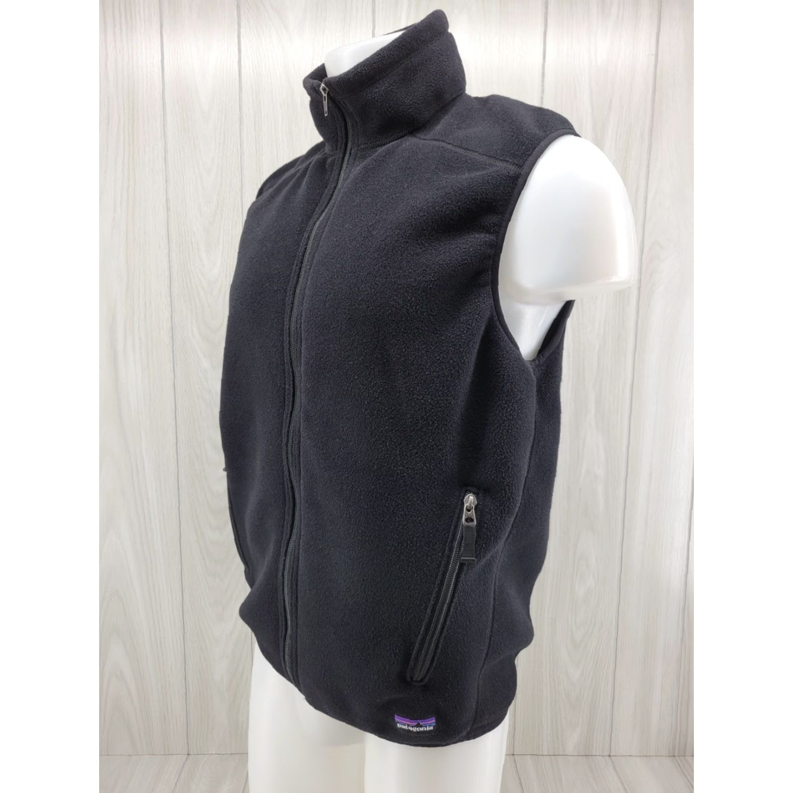 Patagonia Patagonia Vest Full Zip Fleece Black Size Medium Mens Synchilla Size US M / EU 48-50 / 2 - 2 Thumbnail