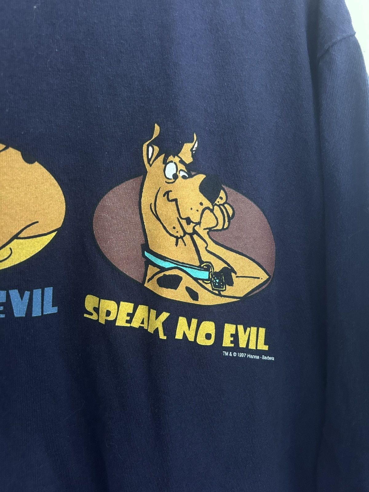 Vintage ‘97 Scooby Doo Hear See Speak No Evil Graphic Longsleeve Size US L / EU 52-54 / 3 - 5 Thumbnail
