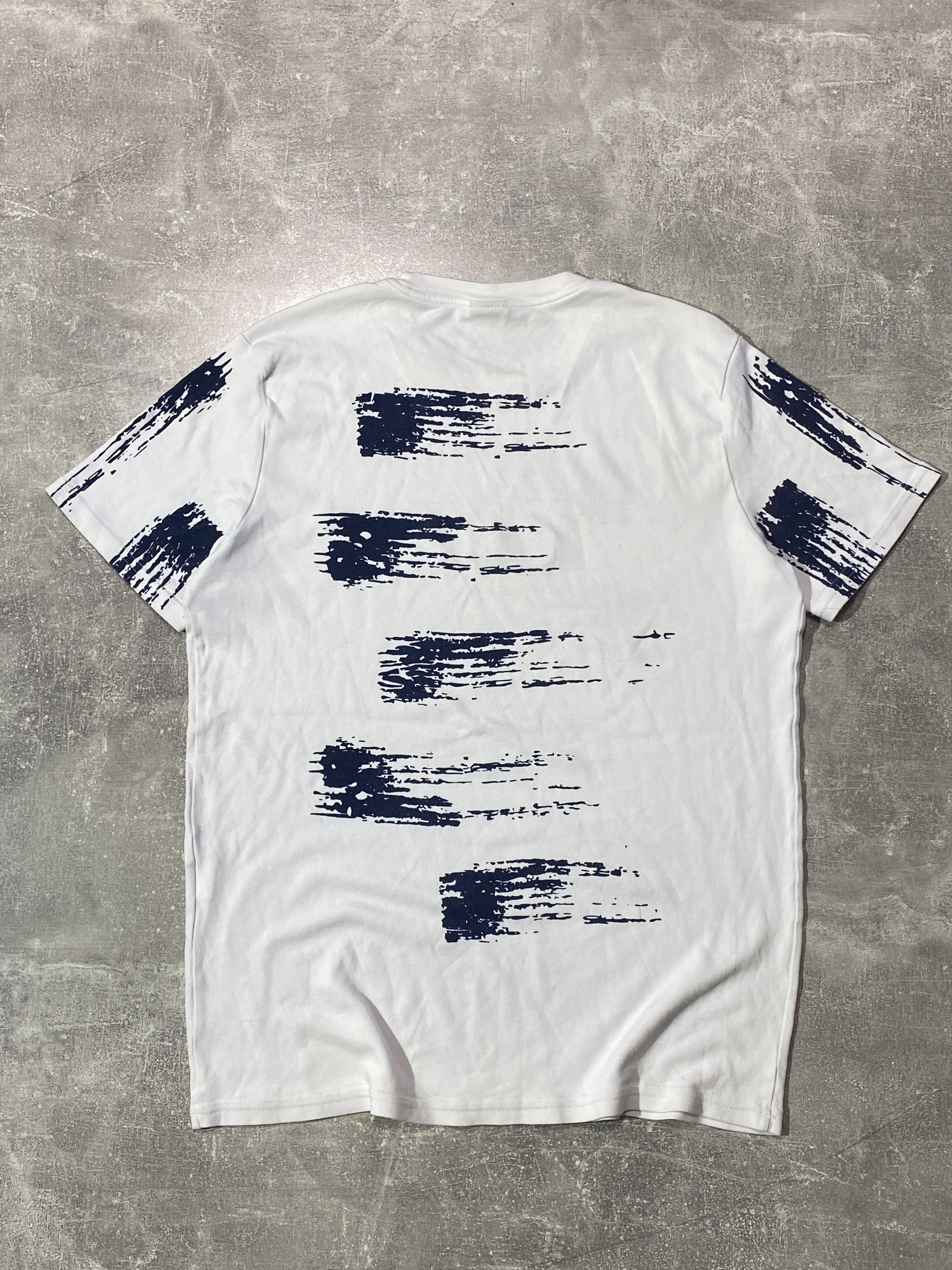 Diesel Vintage Y2K Diesel Center Logo T-Shirt Size US M / EU 48-50 / 2 - 4 Thumbnail
