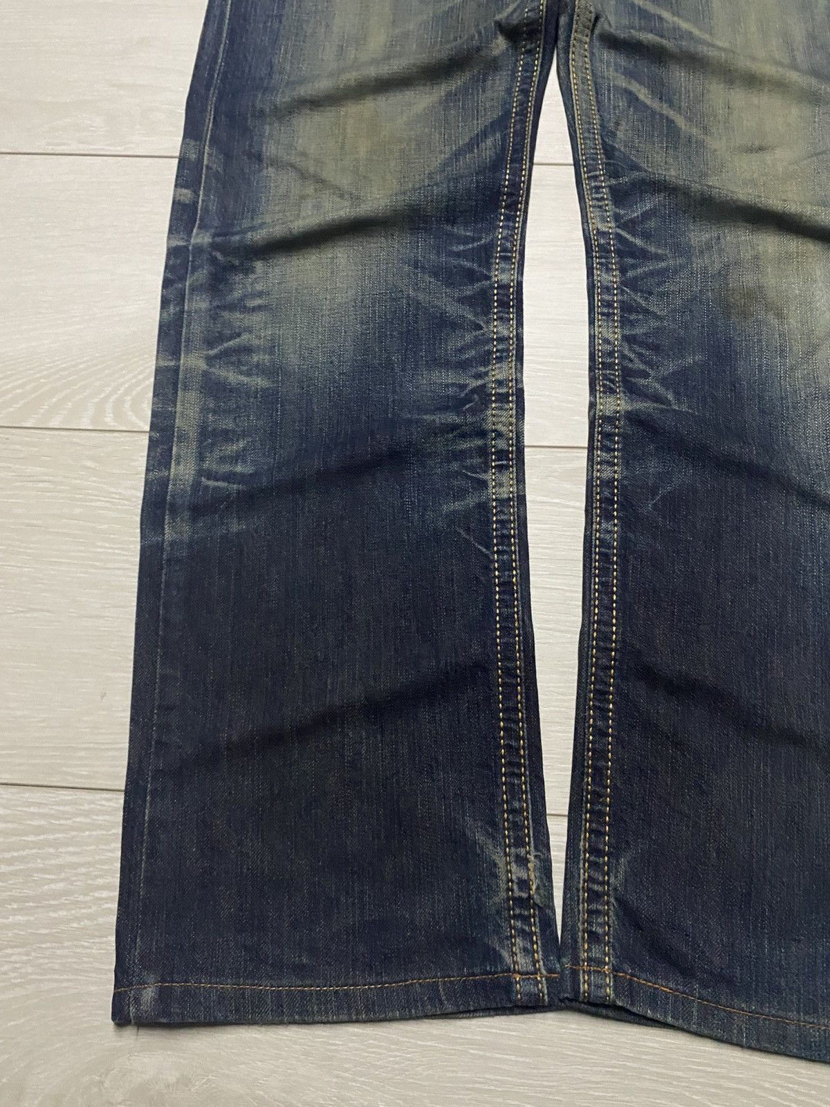 Edwin Vintage Edwin XV Mud Wash Honeycomb Distressed Loose Jeans Size US 31 - 9 Thumbnail