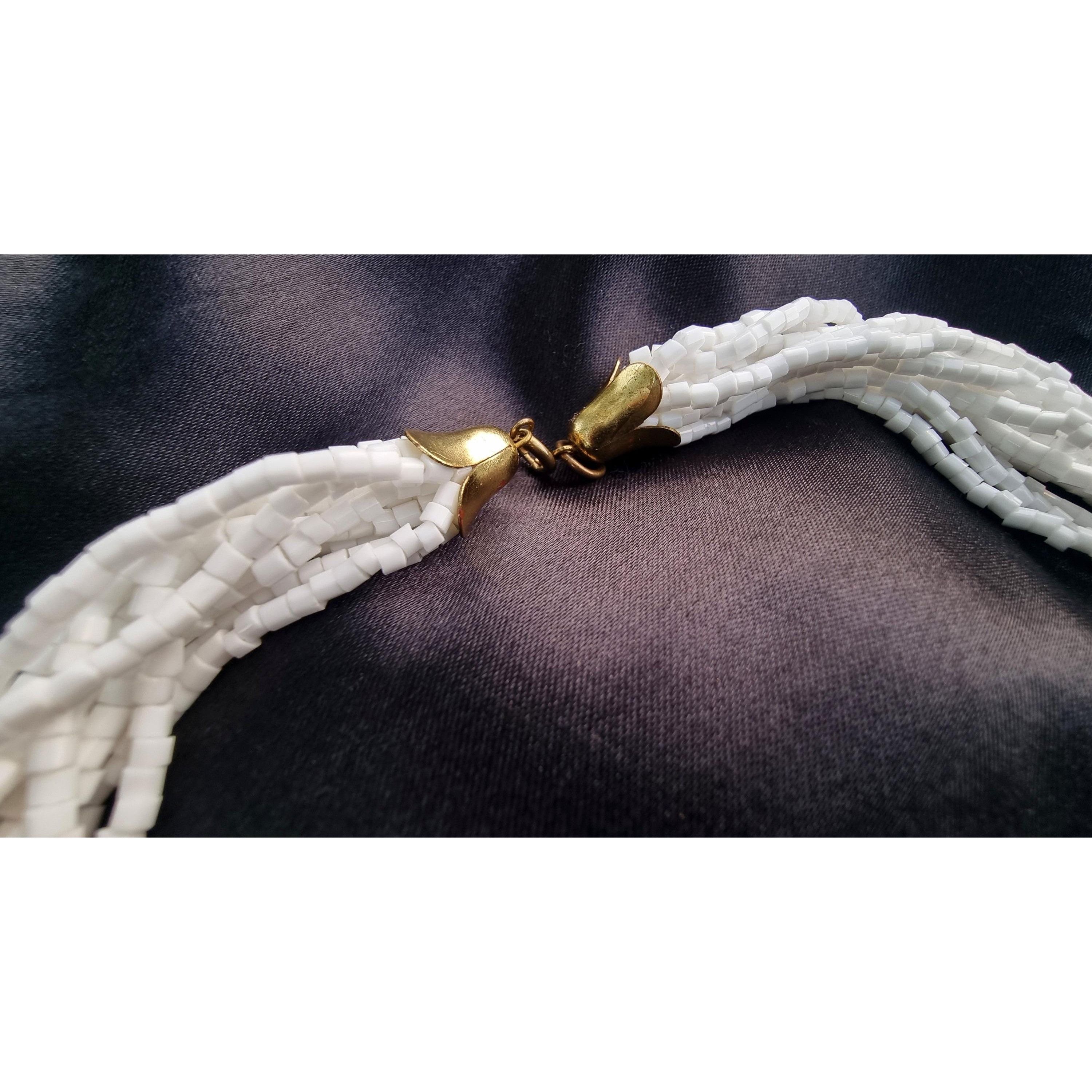 Other Vintage Milk White Glass Strands Beaded Necklace Earrings Je Size ONE SIZE - 6 Thumbnail