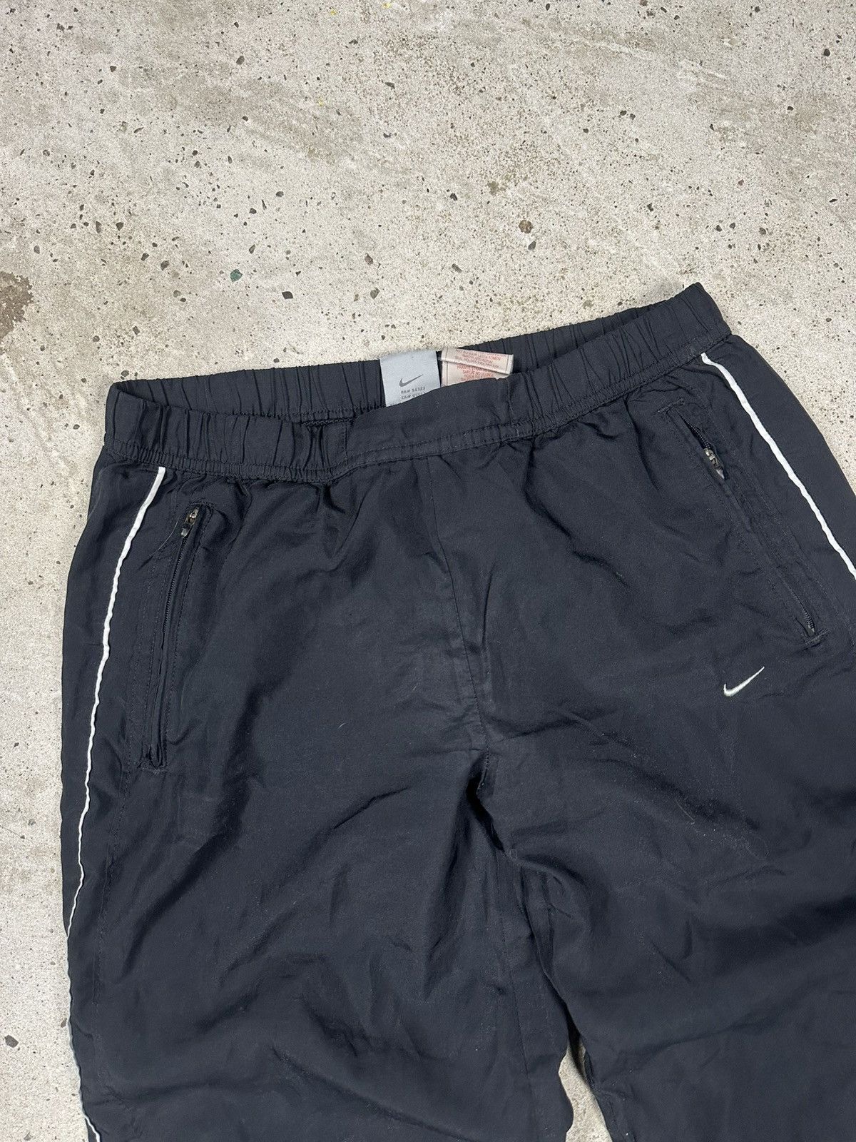 Nike Vintage Y2K Nike Baggy Black Track Pants Swoosh Size US 30 / EU 46 - 7 Thumbnail