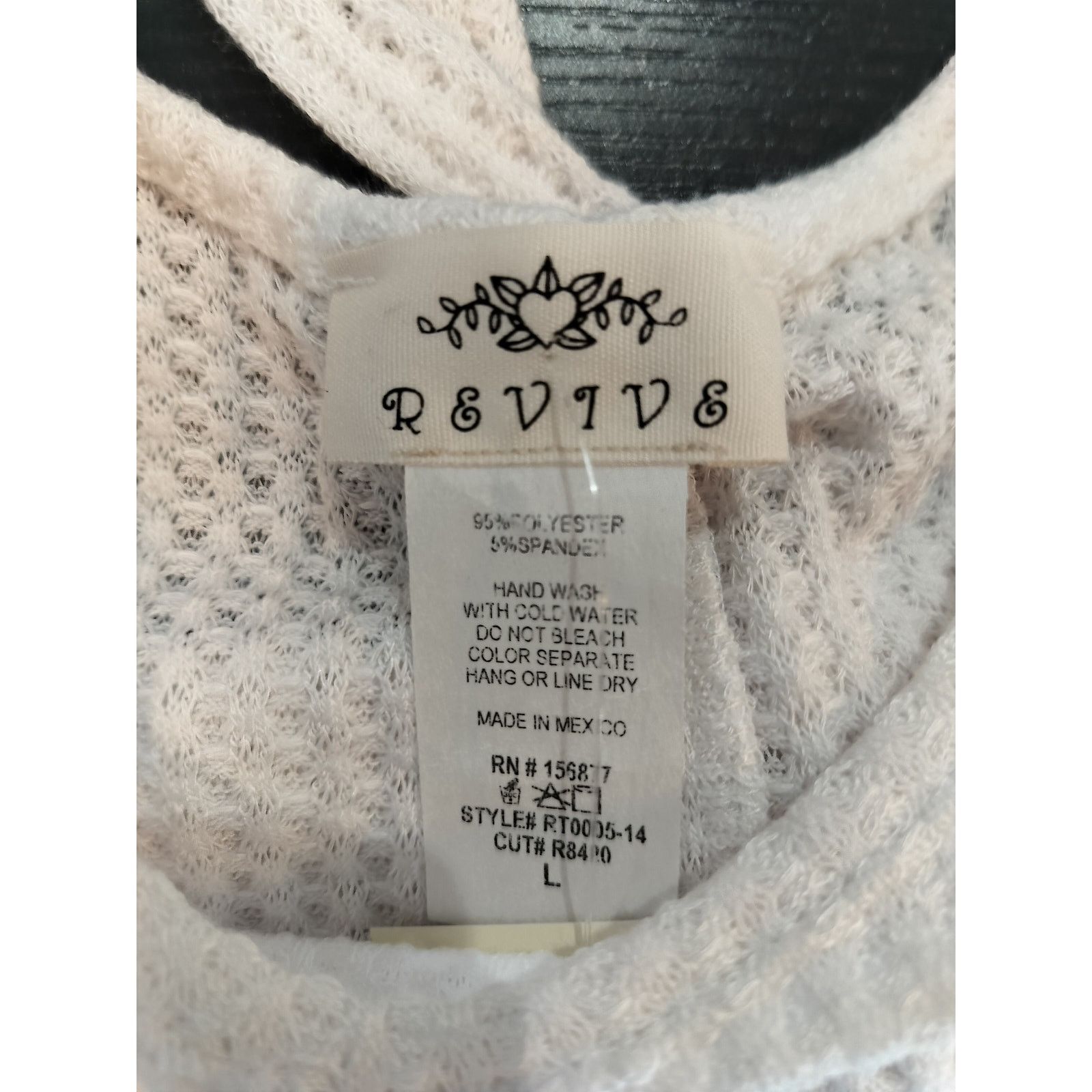 Other Revive Juniors L White Waffle Knit Top “Weekend Mood” Size L / US 10 / IT 46 - 6 Thumbnail
