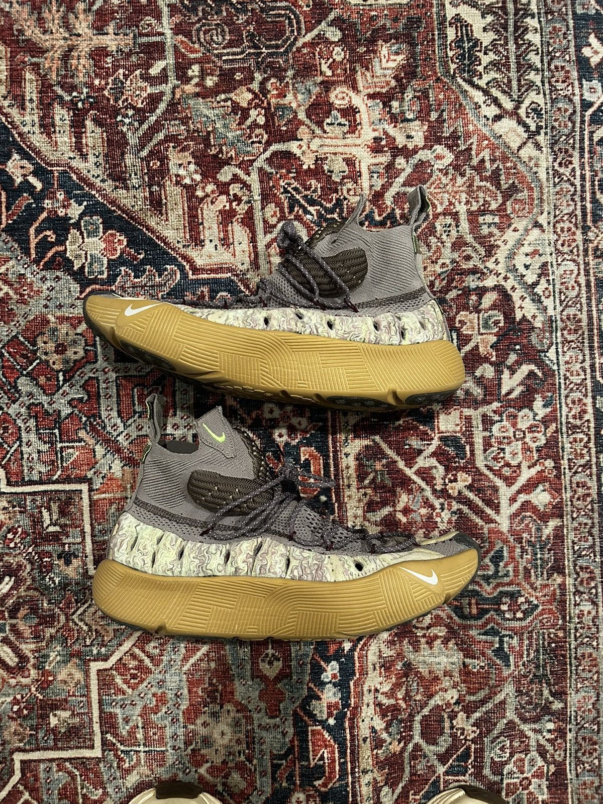 Nike Nike ISPA Sense Flyknit Size US 11.5 / EU 44-45 - 2 Thumbnail