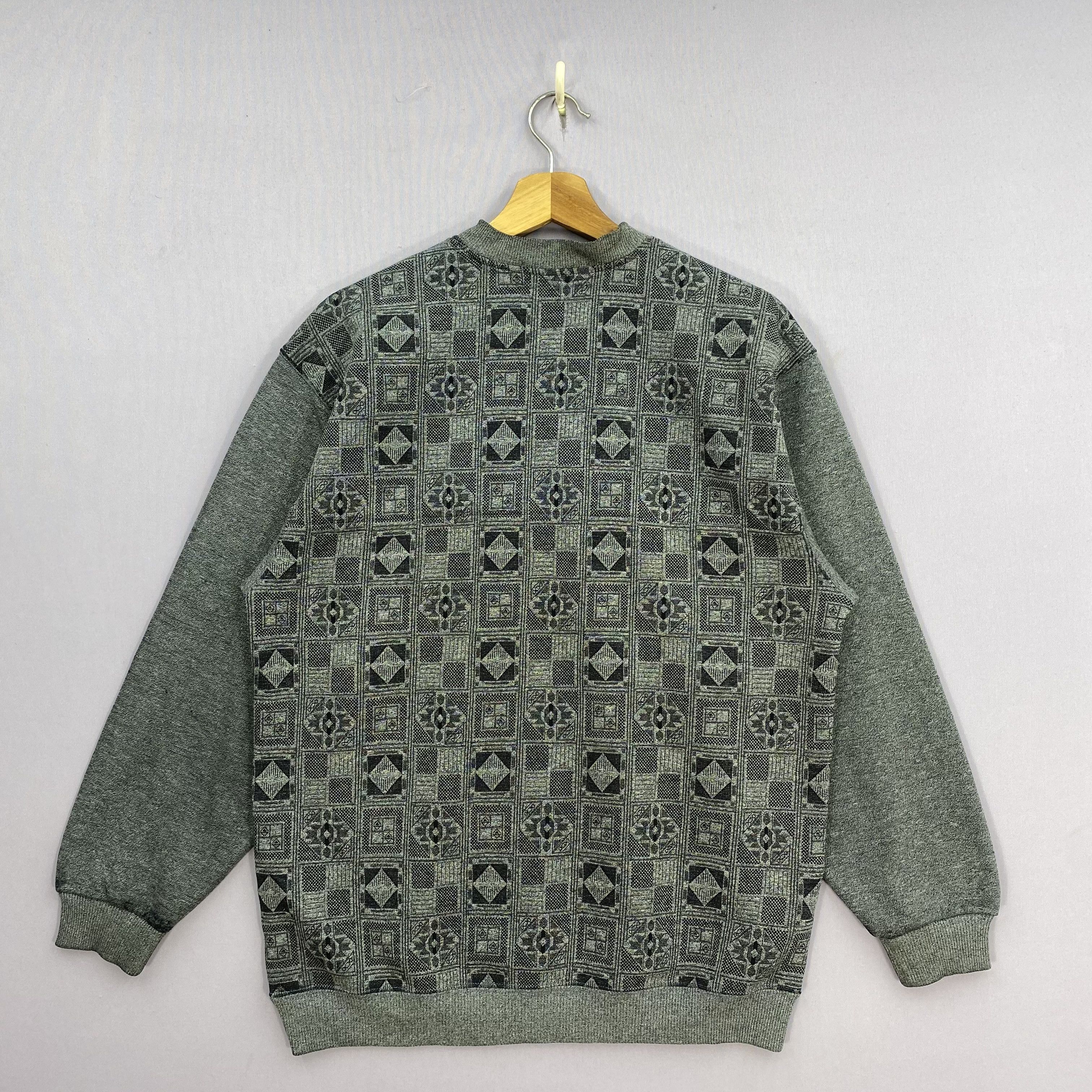 Pierre Balmain Vintage 90s Pierre Balmain Sweatshirt Geometric Sweater Size M / US 6-8 / IT 42-44 - 3 Thumbnail