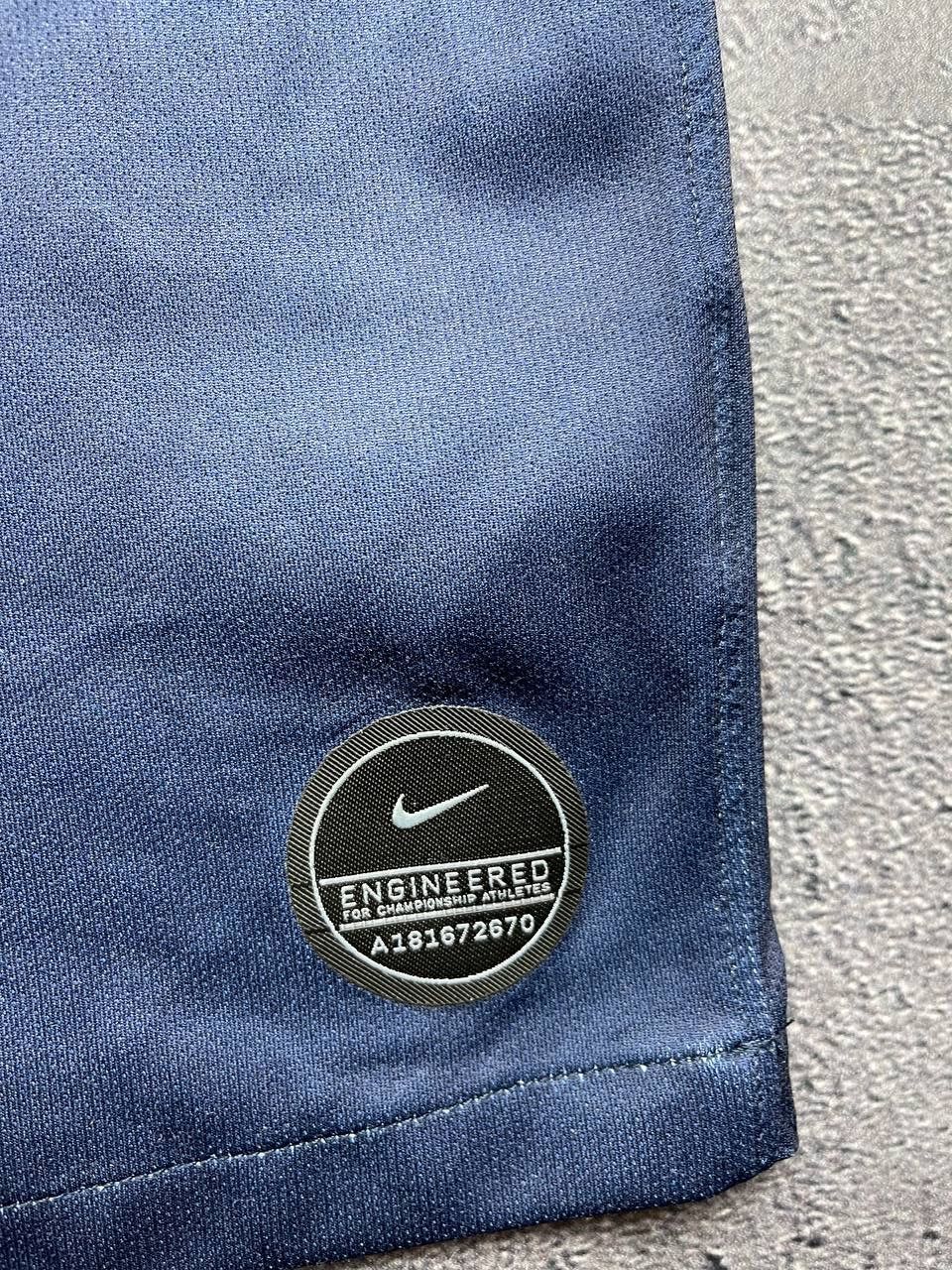 Nike Paris Saint-Germain Nike Replica Football Jersey Size US L / EU 52-54 / 3 - 3 Thumbnail