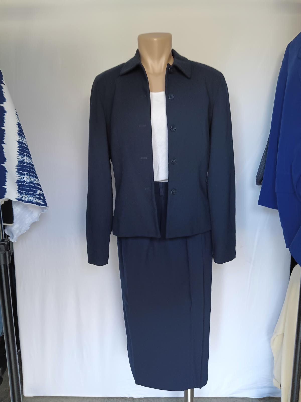 Designer Elegant Women's Navy Business Suit Size L / US 10 / IT 46 - 1 Thumbnail