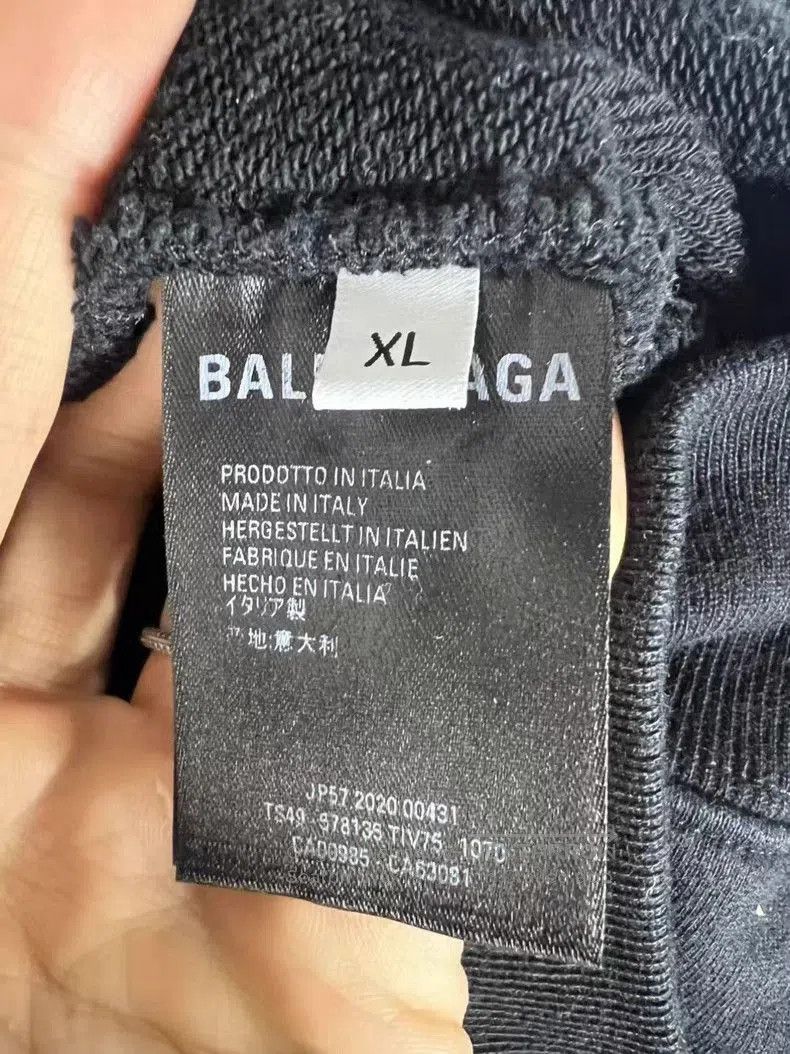 Balenciaga Balenciaga CREW Black Hoodie XL. Size US XL / EU 56 / 4 - 5 Thumbnail