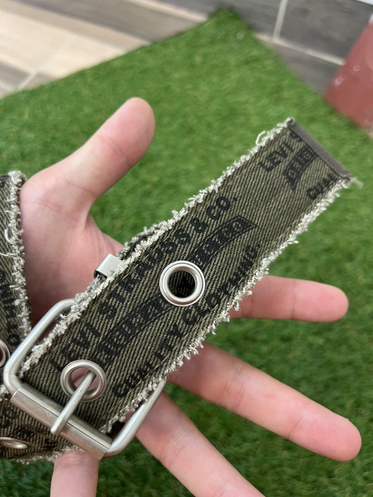 Levi's × Vintage Vintage Y2K LEVIS Casual Monogram Belt Streetwear USA Style Size ONE SIZE - 2 Thumbnail