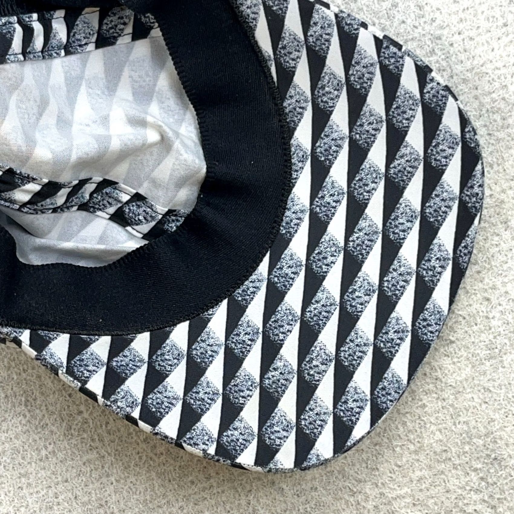 Under Armour Under Armour Hat Cap Women Strap Back Performance Running Geometric Gym Ladies Size ONE SIZE - 7 Thumbnail