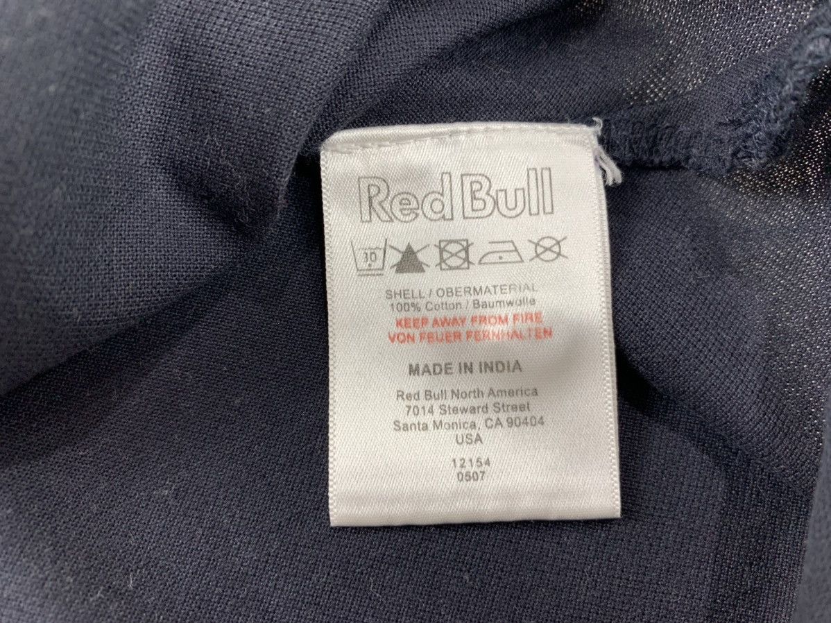 Red Bull Mens vintage t shirt Red Bull Size L Size US L / EU 52-54 / 3 - 6 Thumbnail