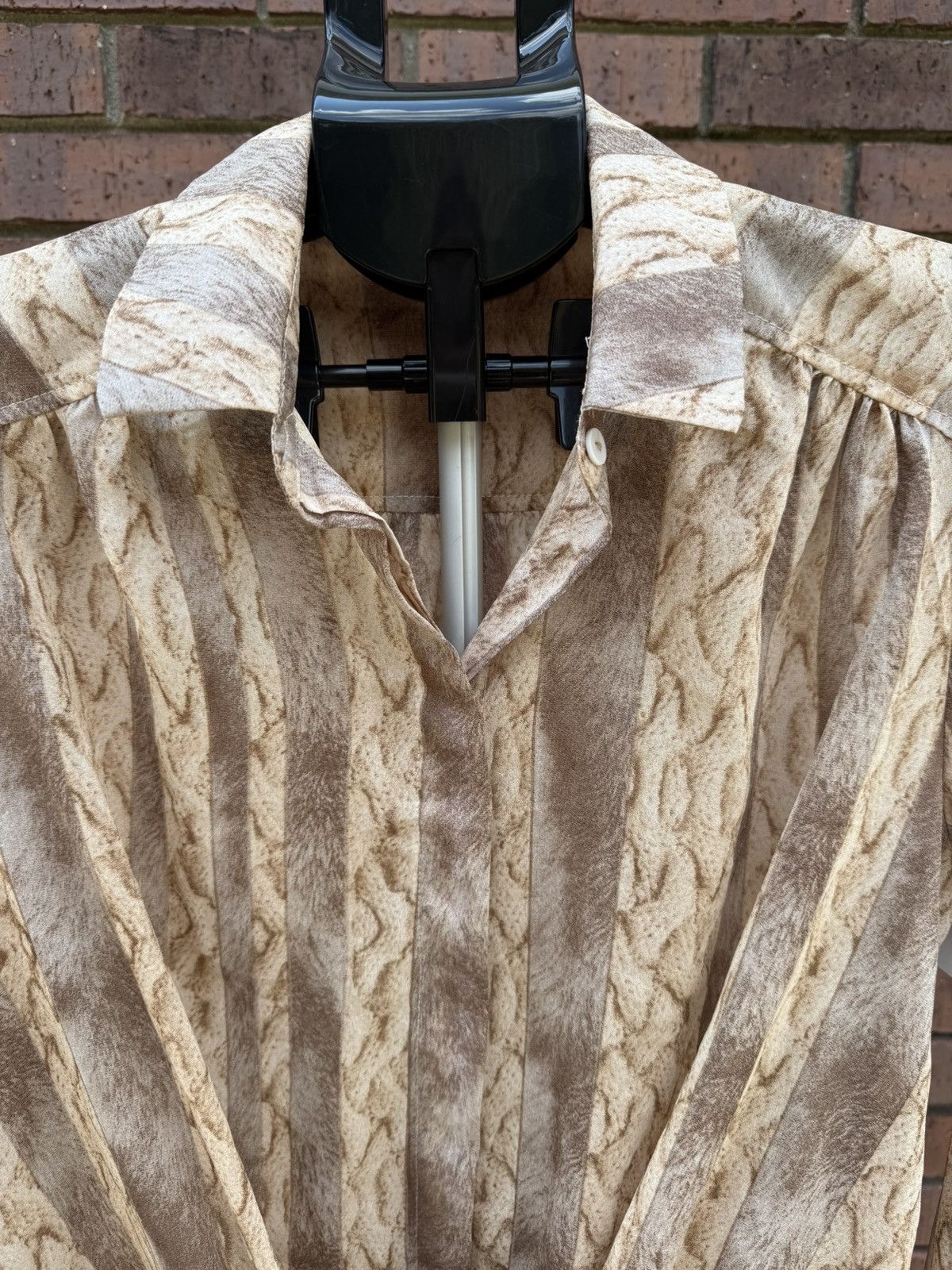 Other Entro Snake Skin Print Relaxed Sheer Blouse Front Tie Size S / US 4 / IT 40 - 3 Thumbnail