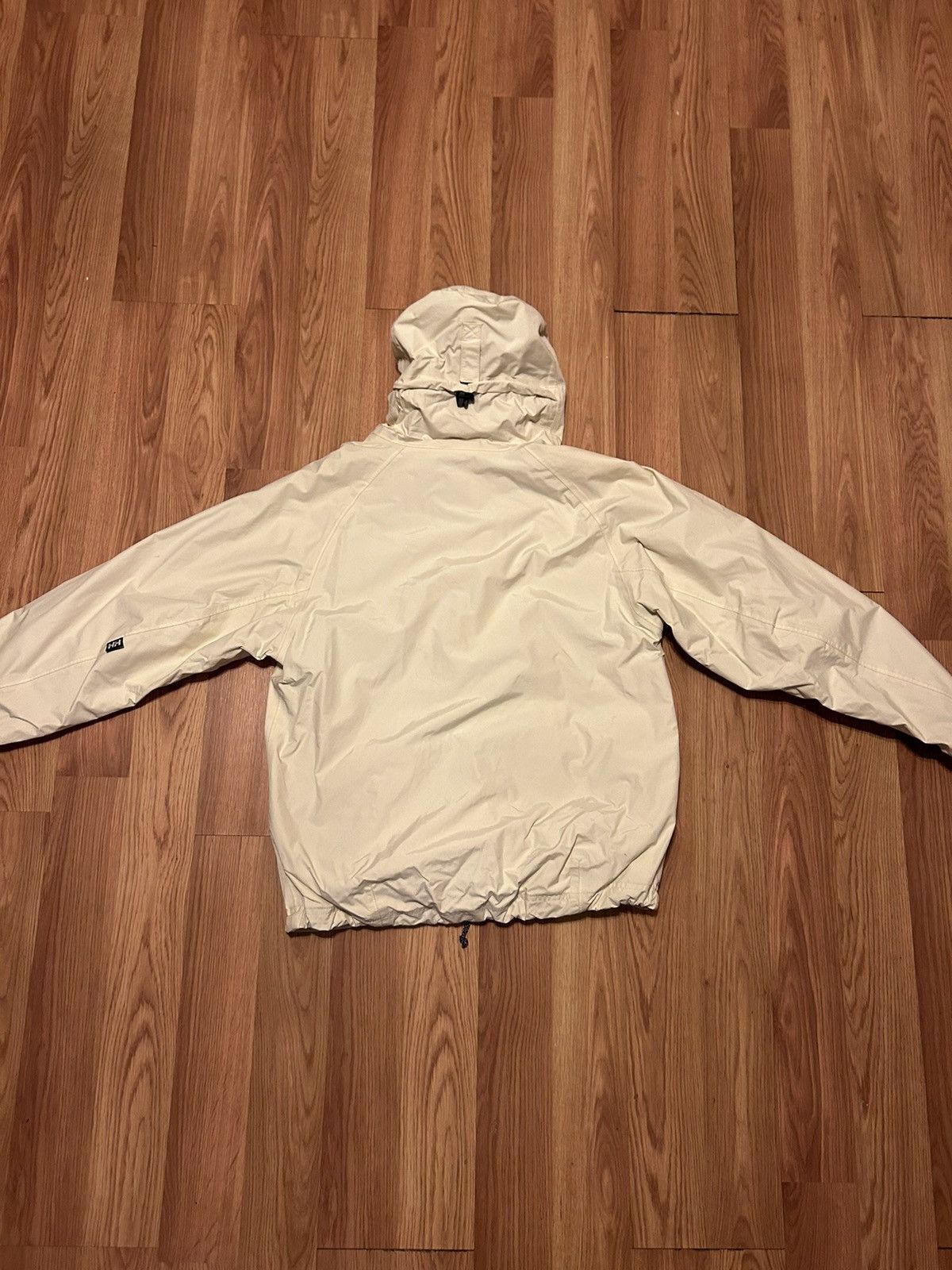 Helly Hansen Helly Hansen Off White/Beige light jacket size small Size US S / EU 44-46 / 1 - 2 Thumbnail